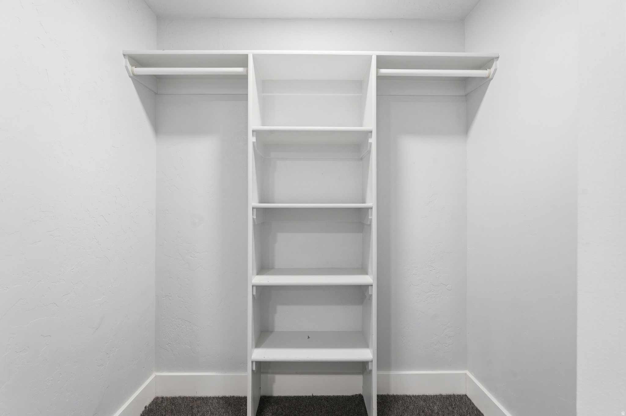 COUNTRY LANE - Residential