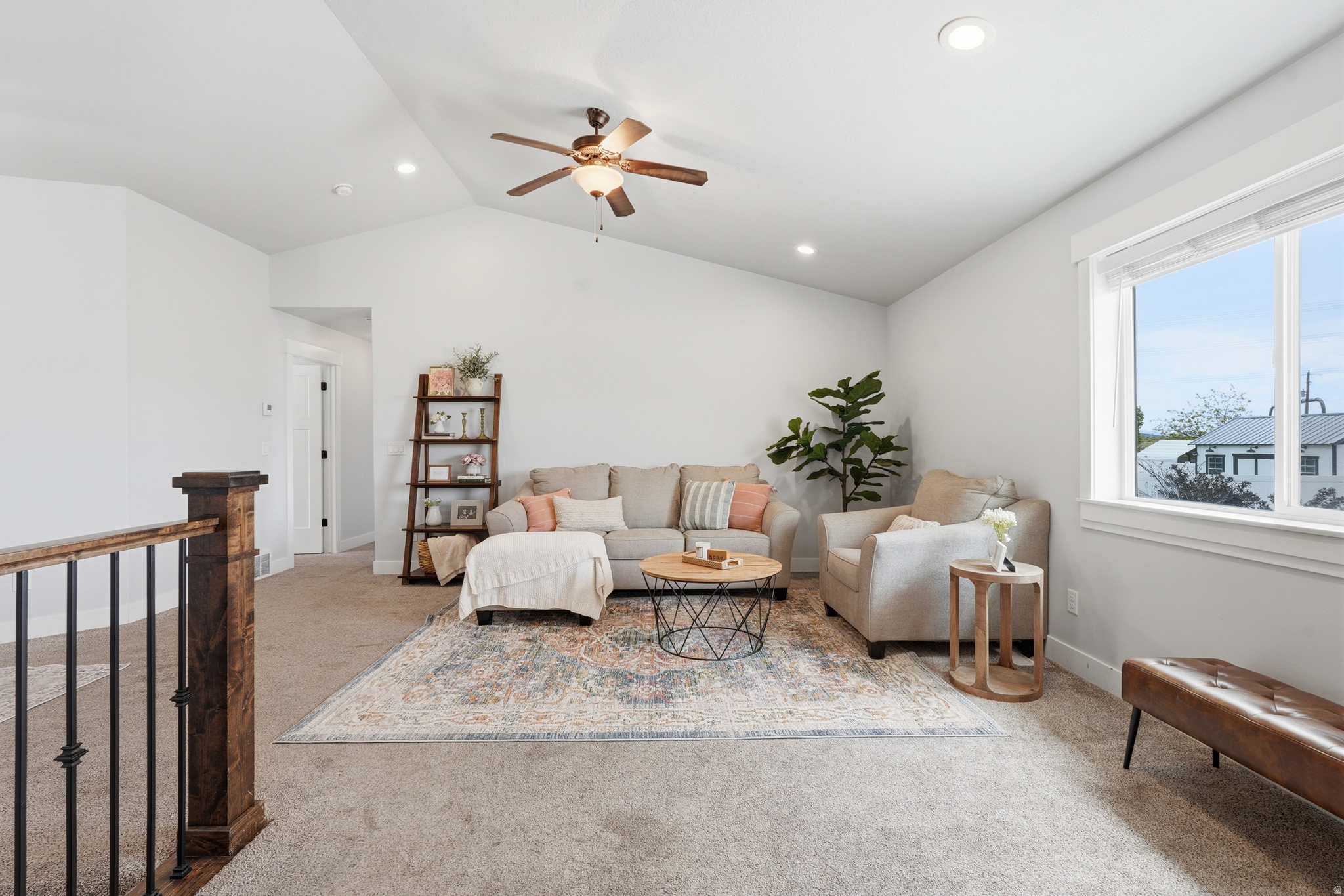 COUNTRY LANE - Residential