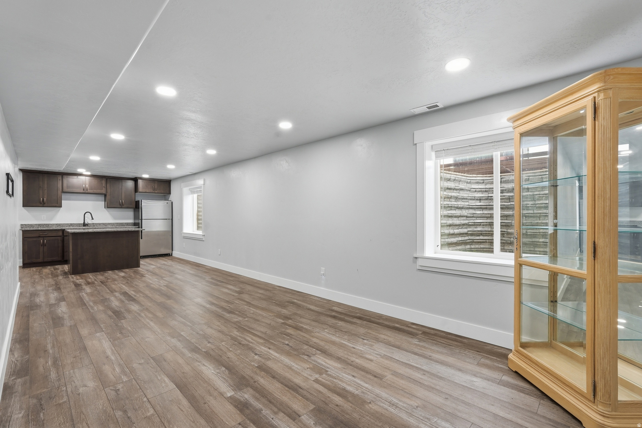 COUNTRY LANE - Residential