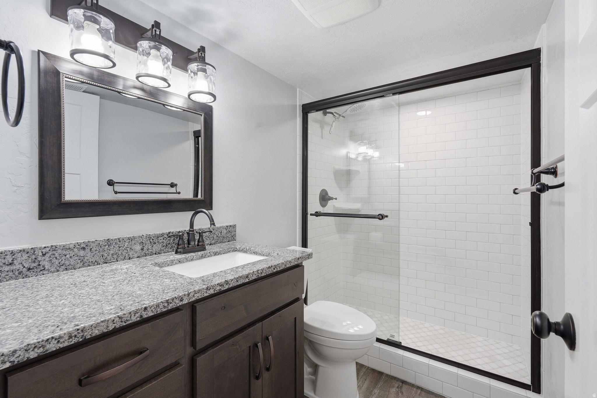 COUNTRY LANE - Residential