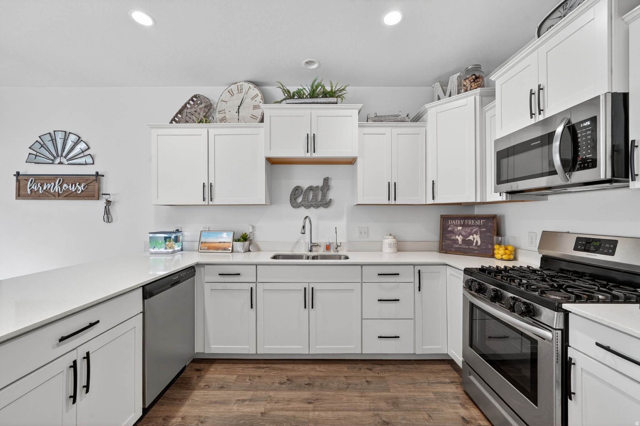 LEGACY FARMS - Residential