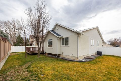 Tiny photo for 1049 E GRANITE MILL CT, Millcreek, UT 84106 (MLS # 2137096)
