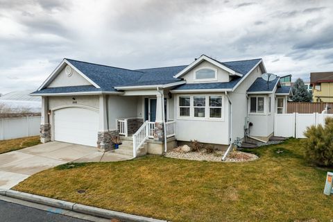 Tiny photo for 1049 E GRANITE MILL CT, Millcreek, UT 84106 (MLS # 2137096)