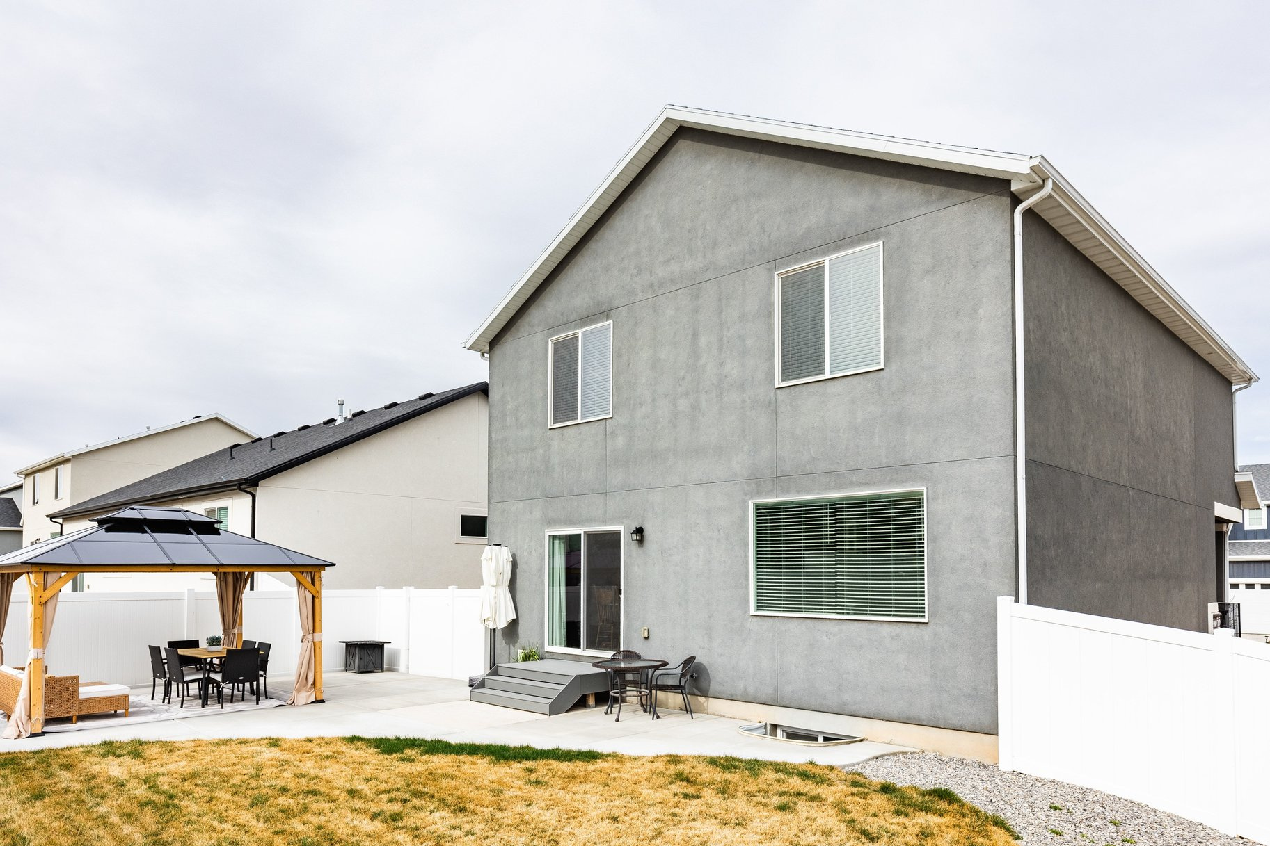 FOOTHILL VILLAGE - Residential