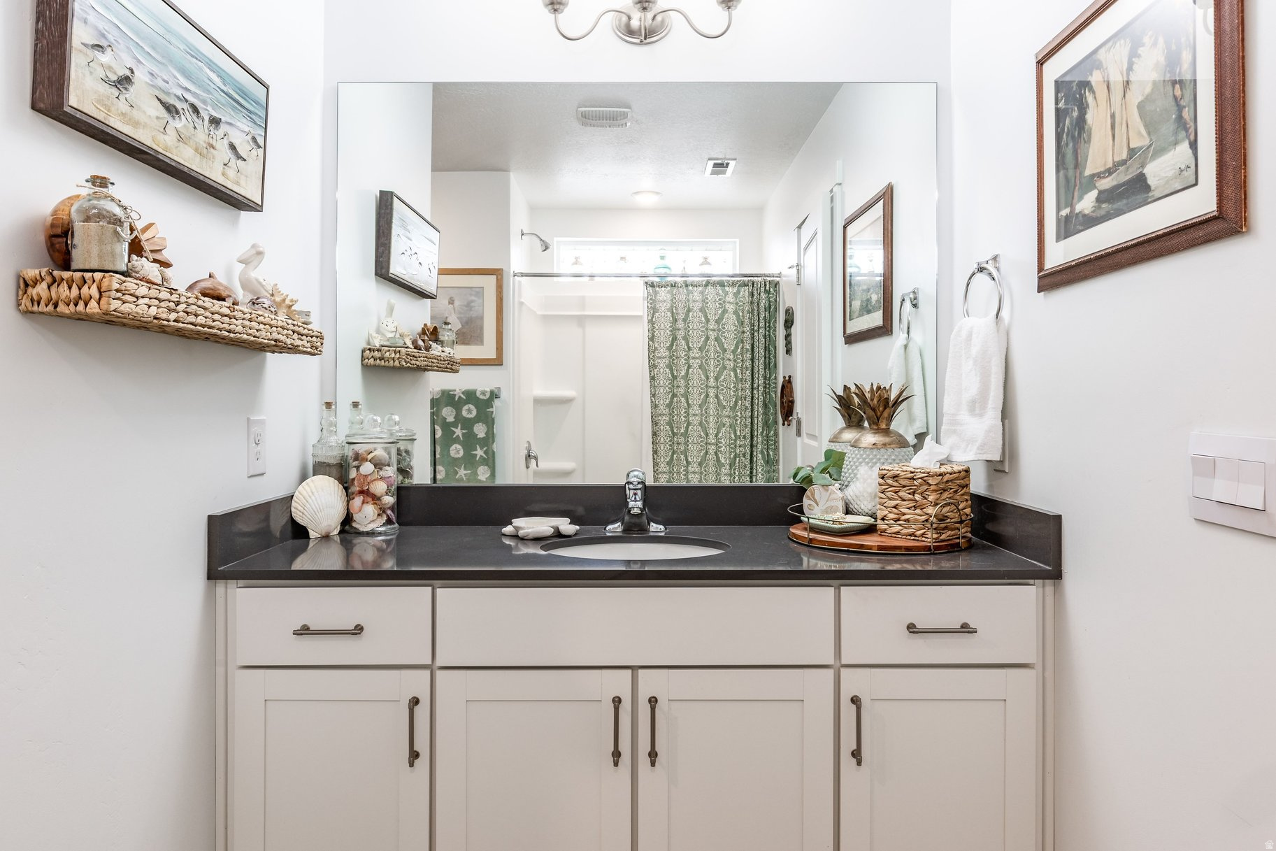 FOOTHILL VILLAGE - Residential