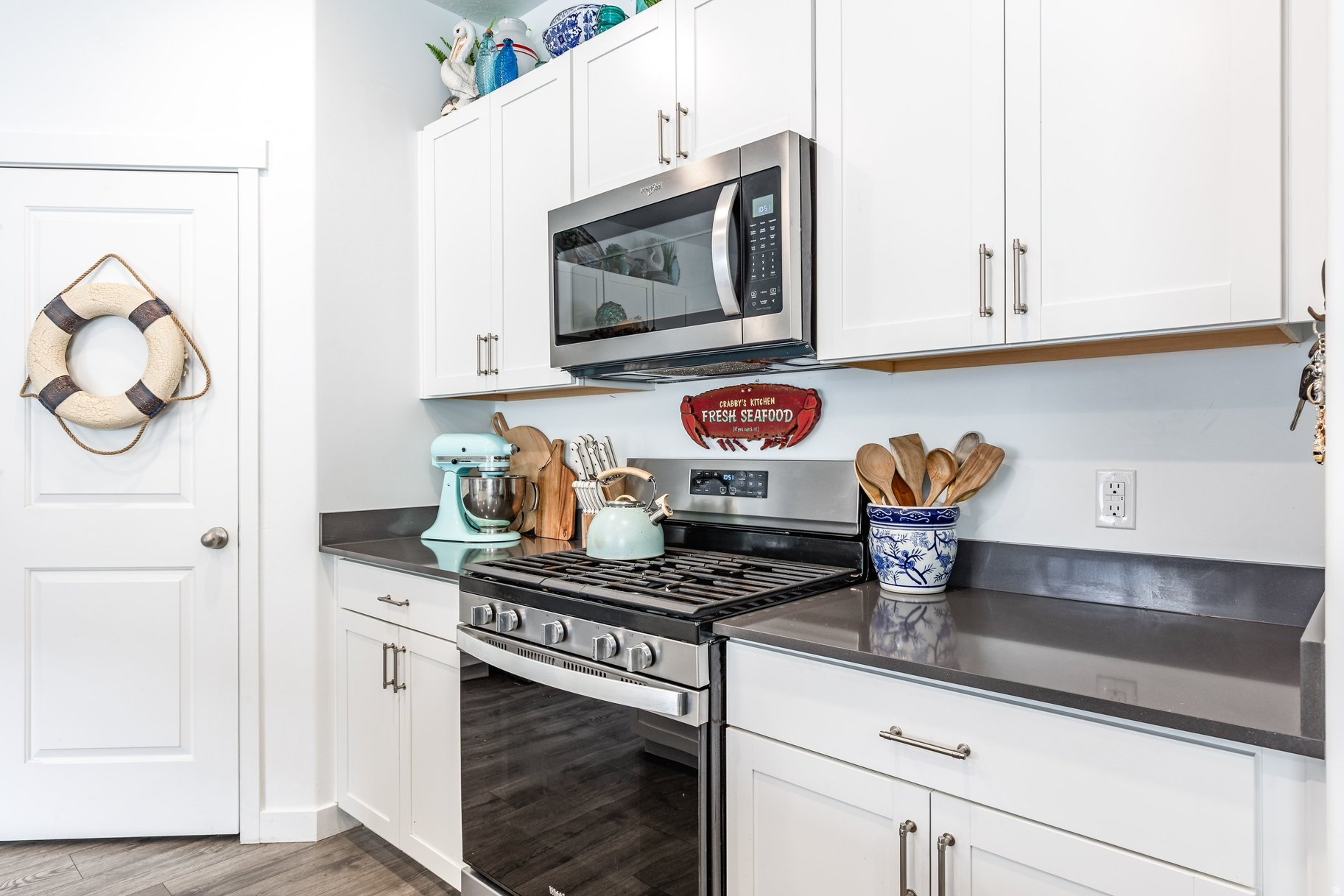 FOOTHILL VILLAGE - Residential