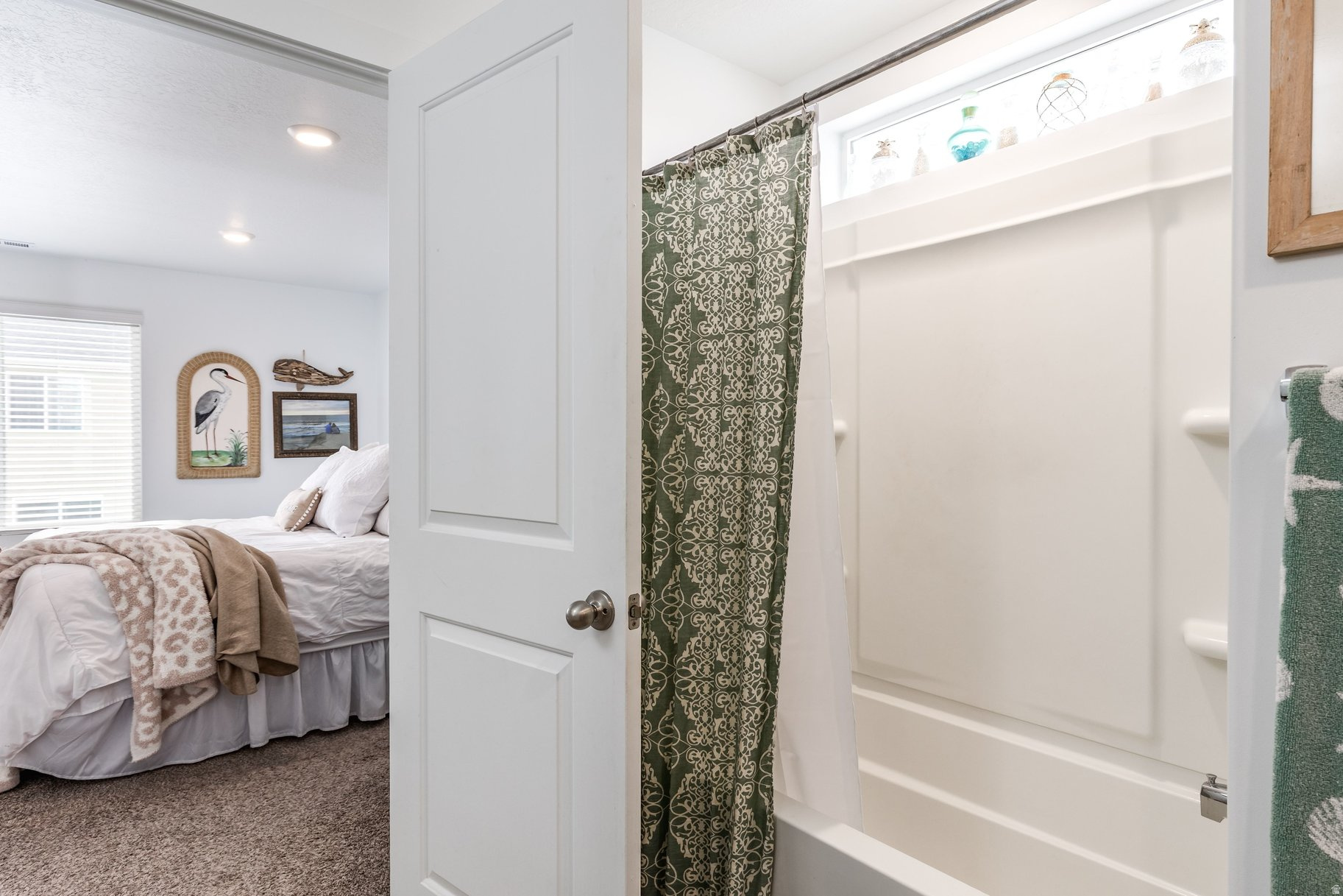 FOOTHILL VILLAGE - Residential