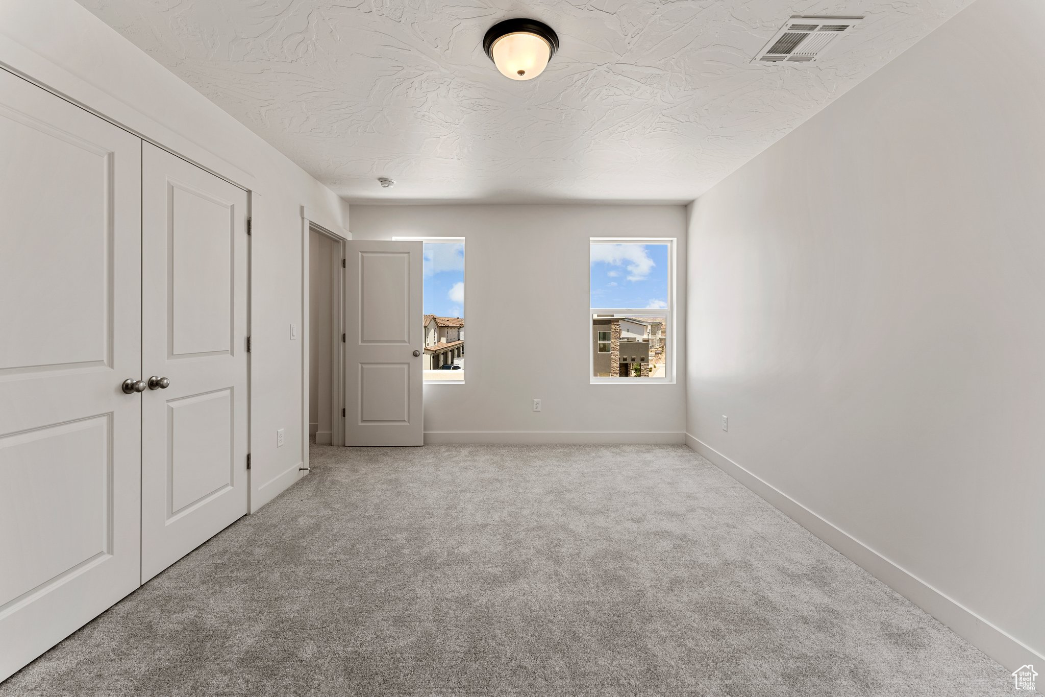 DESERT COLOR - Residential