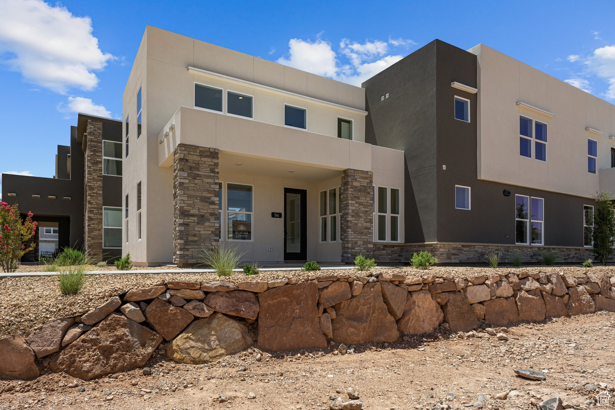 DESERT COLOR - Residential