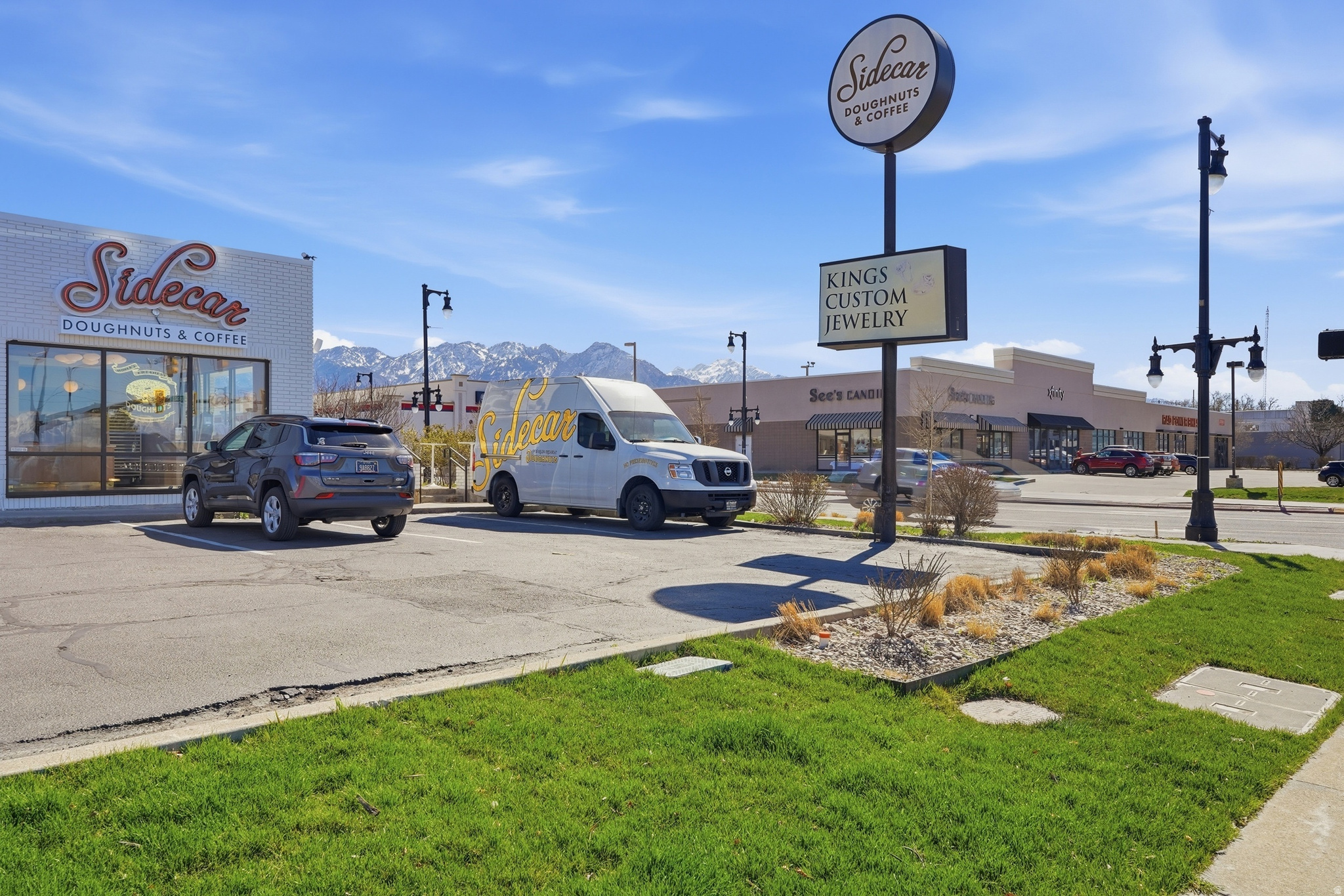 COUNTRY CLUB PLACE - Residential