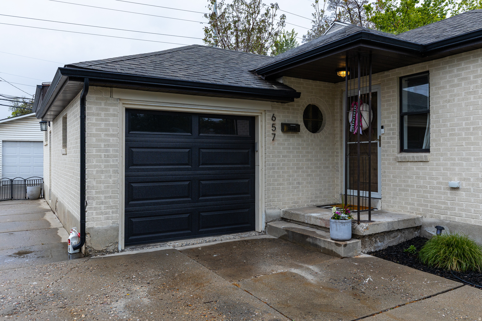 RIVERSIDE - Residential