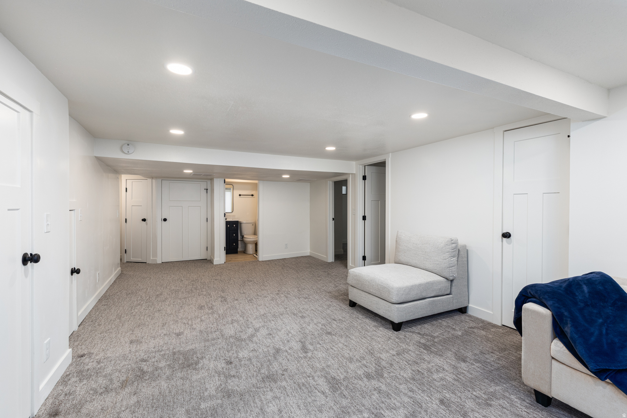 RIVERSIDE - Residential