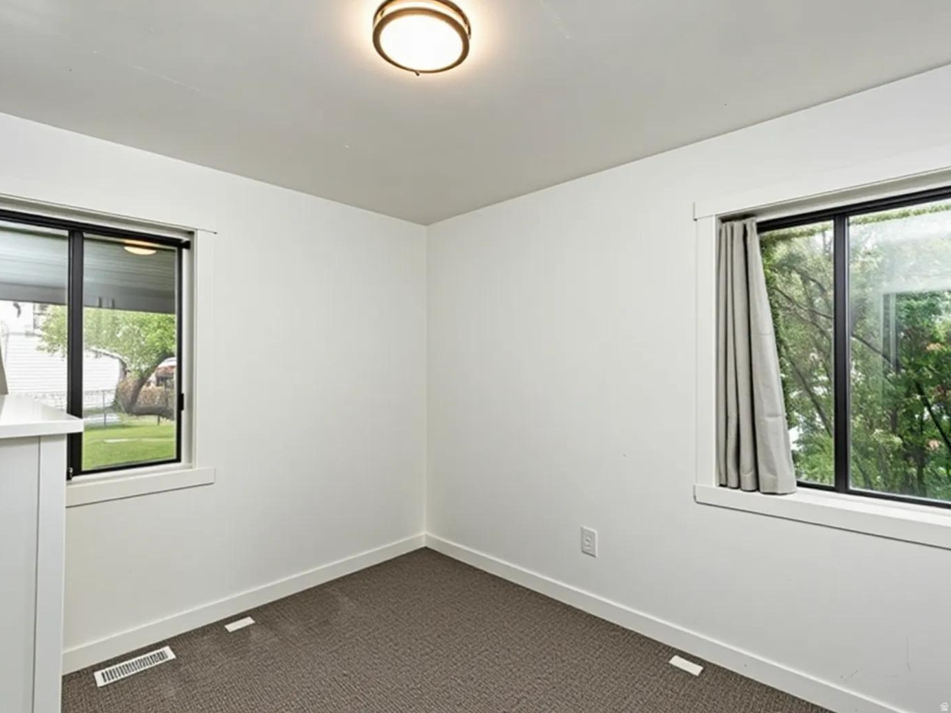 RIVERSIDE - Residential