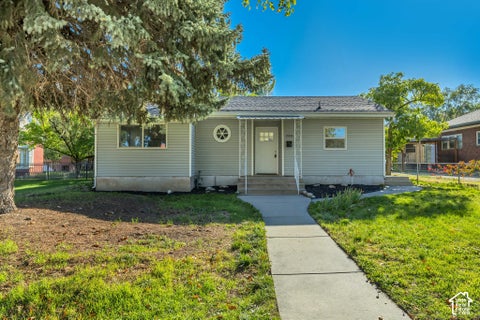 Photo of 250 N 100 E, Brigham City, UT 84302 (MLS # 2191551)