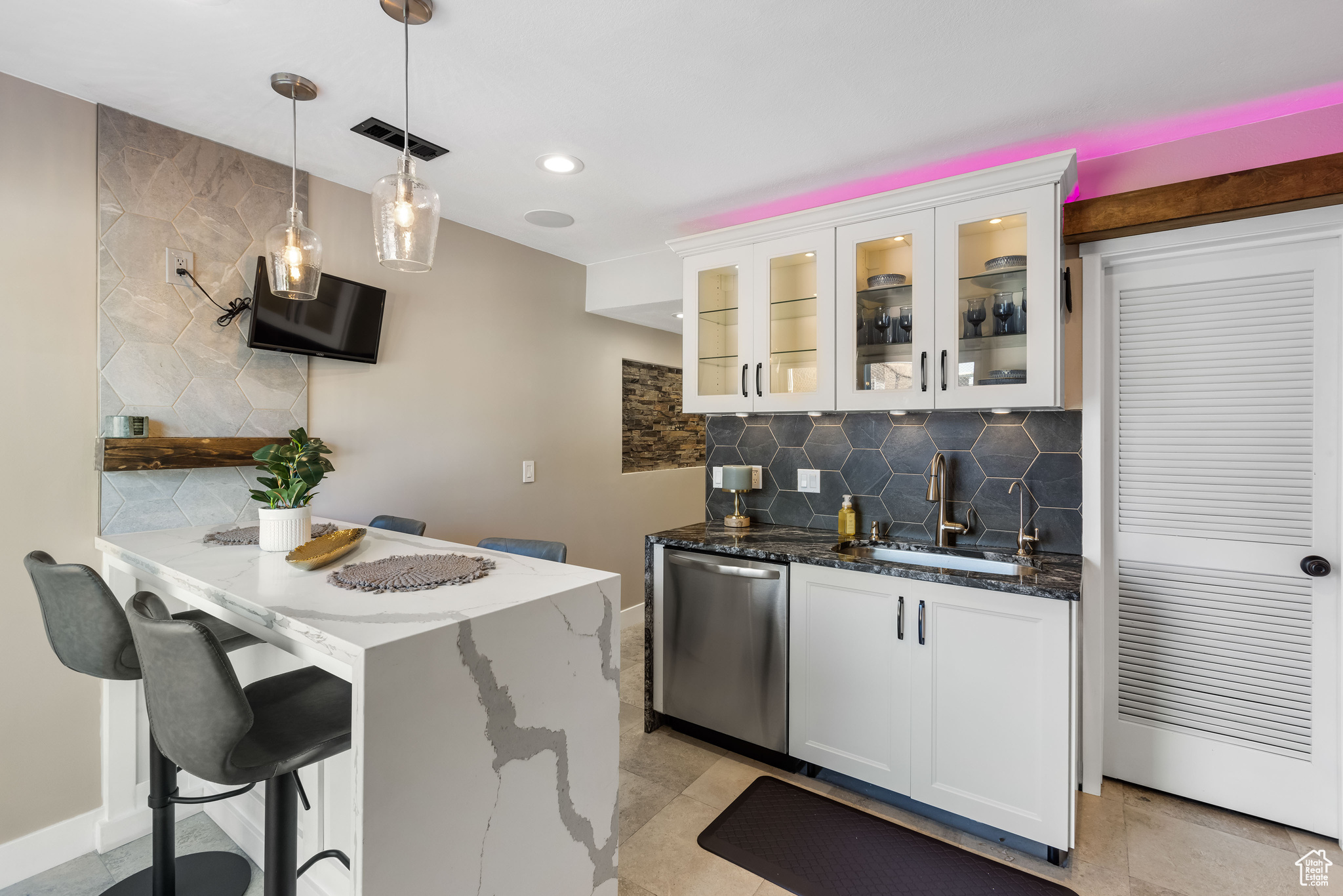 SILVER WOOD ESTATES CONDO - Residential