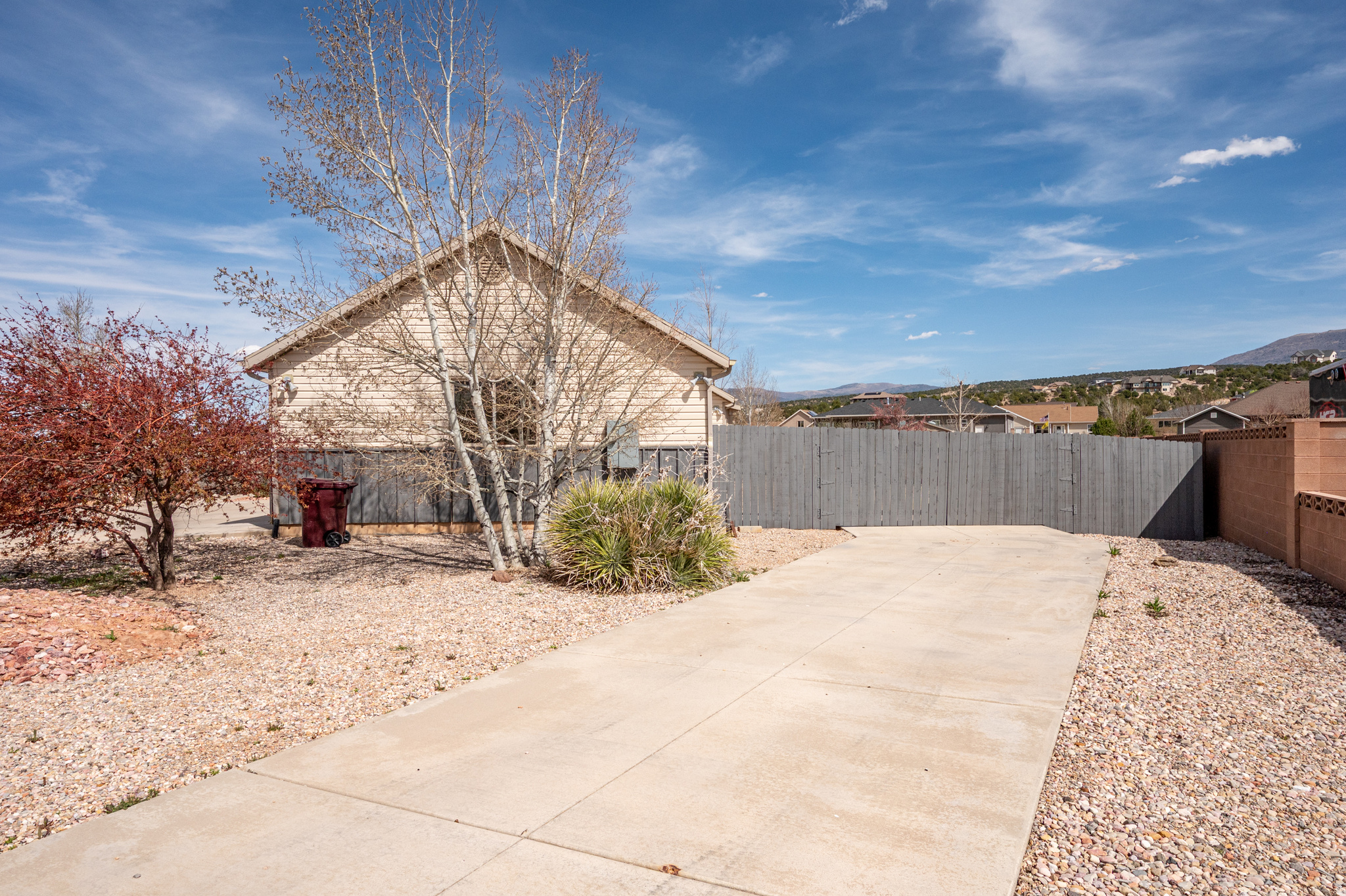 WEST VIEW ESTATES SUBDIVISION - Residential