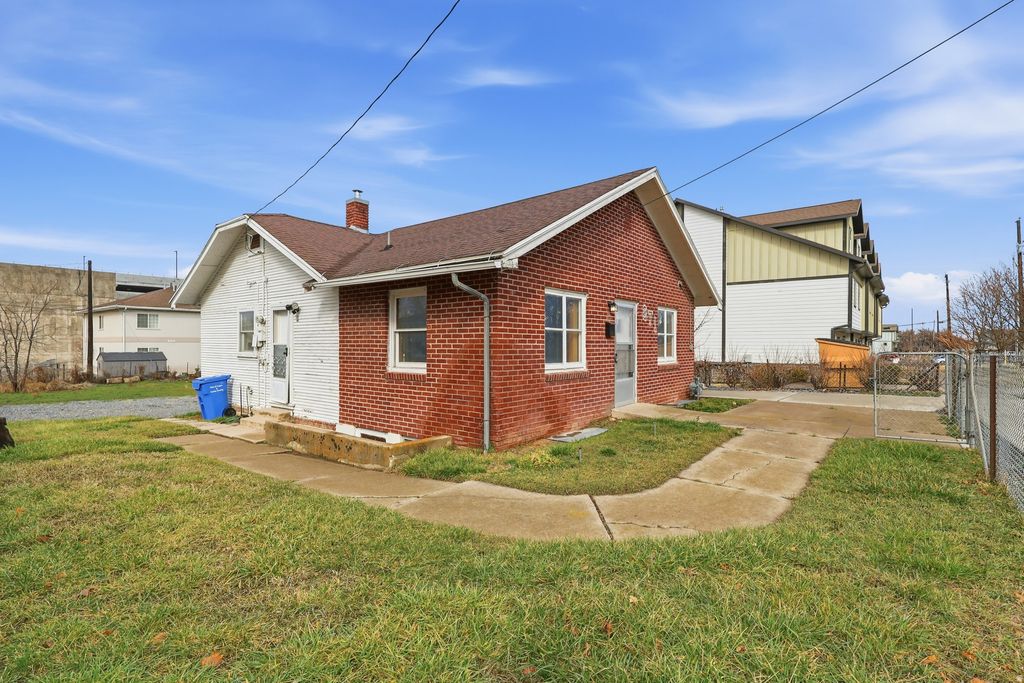 Photo of 871 N 700 E, Logan, UT 84321 (MLS # 2140935)