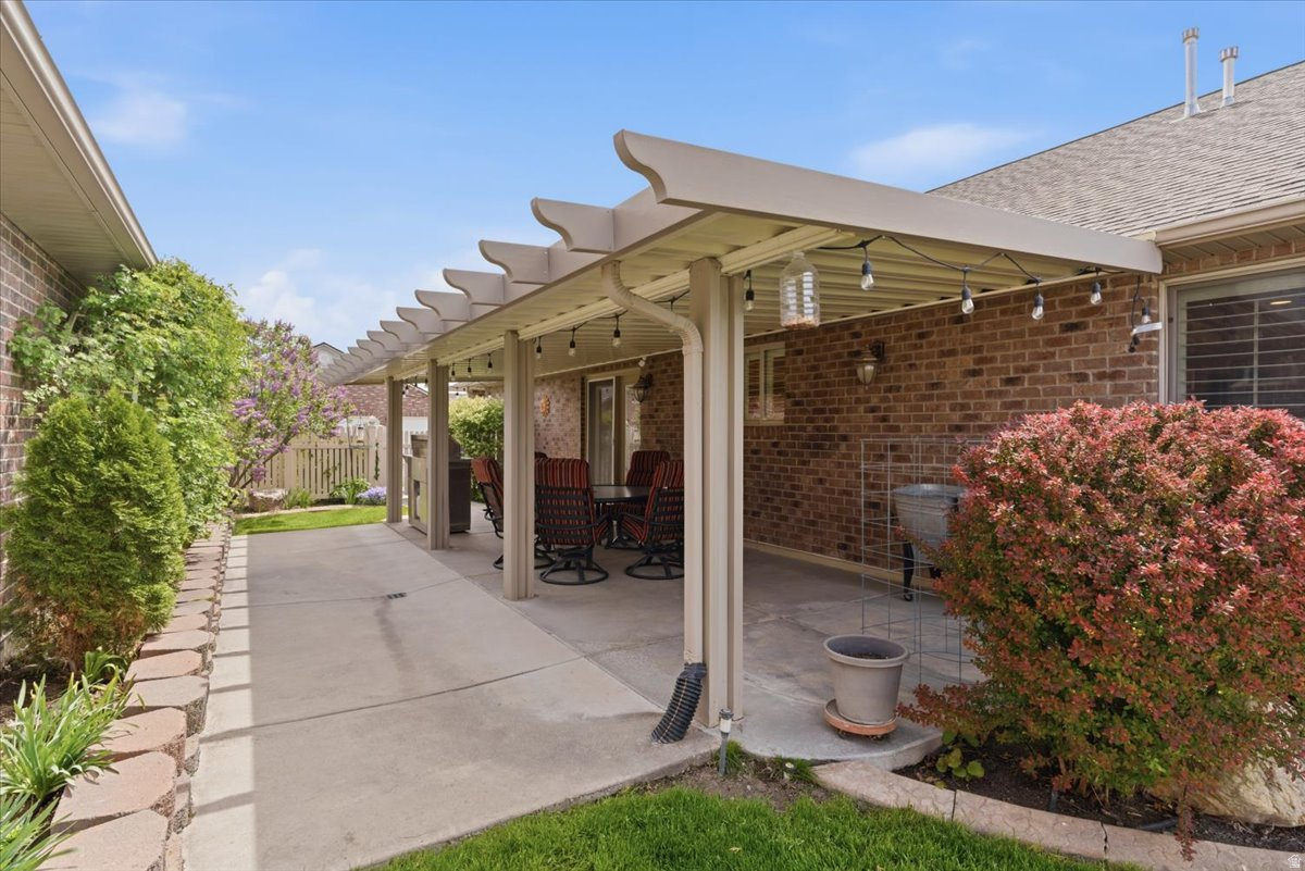 ASHWOOD ESTATES CLUSTER SUBDIVISION - Residential