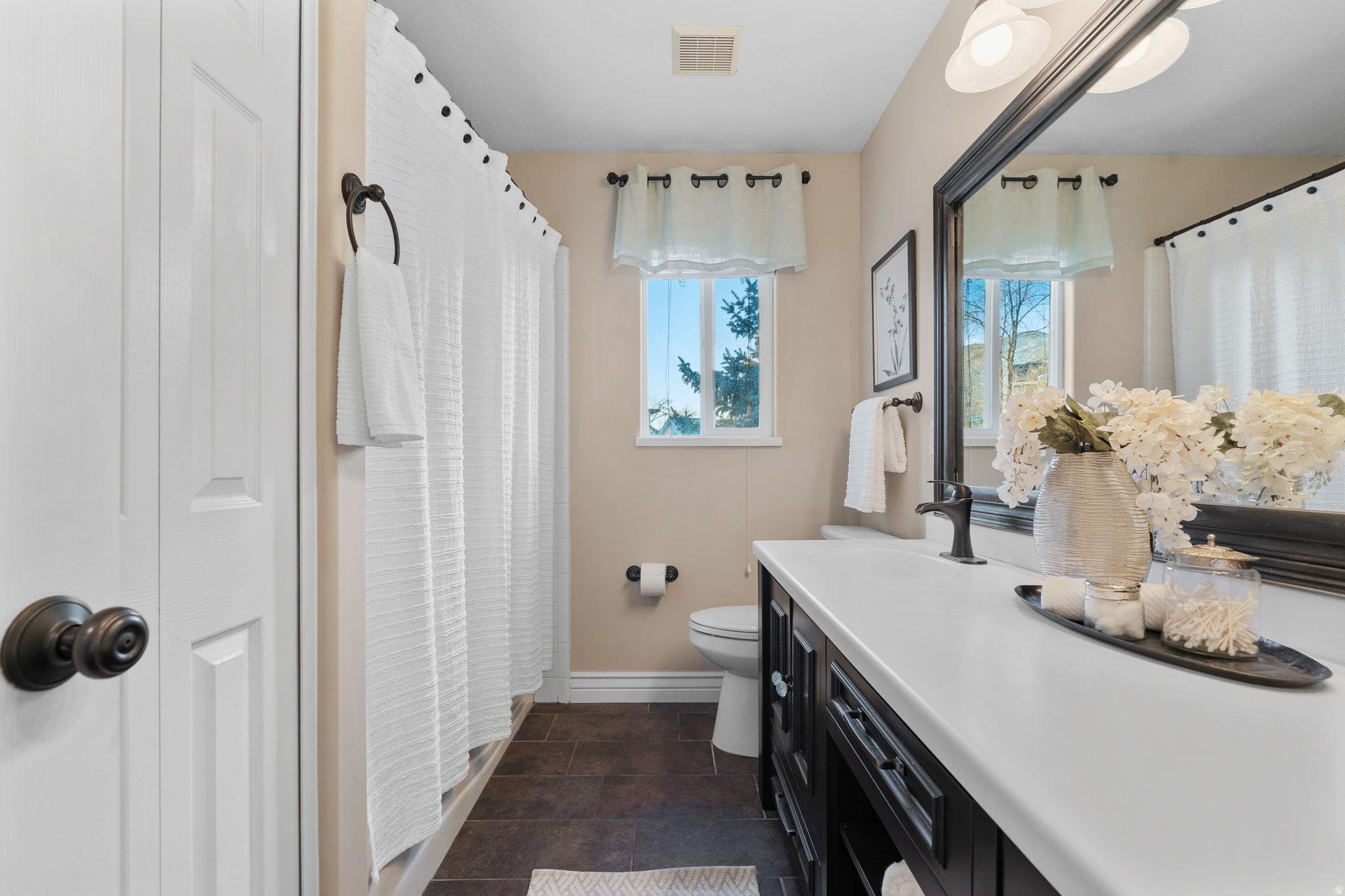 PENSKE PLACE - Residential