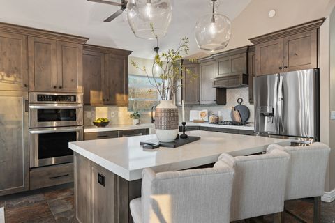 Tiny photo for 13898 S SUMMERSET CIR E, Draper, UT 84020 (MLS # 2133940)