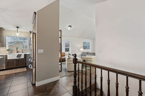 Tiny photo for 13898 S SUMMERSET CIR E, Draper, UT 84020 (MLS # 2133940)