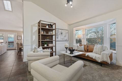 Tiny photo for 13898 S SUMMERSET CIR E, Draper, UT 84020 (MLS # 2133940)