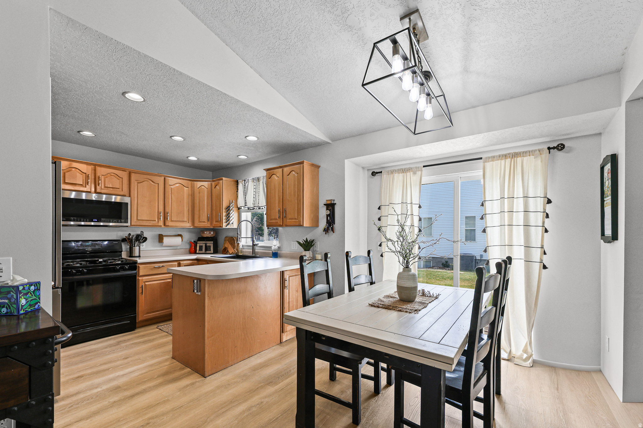 VILLAGES AT STANSBURY - Residential
