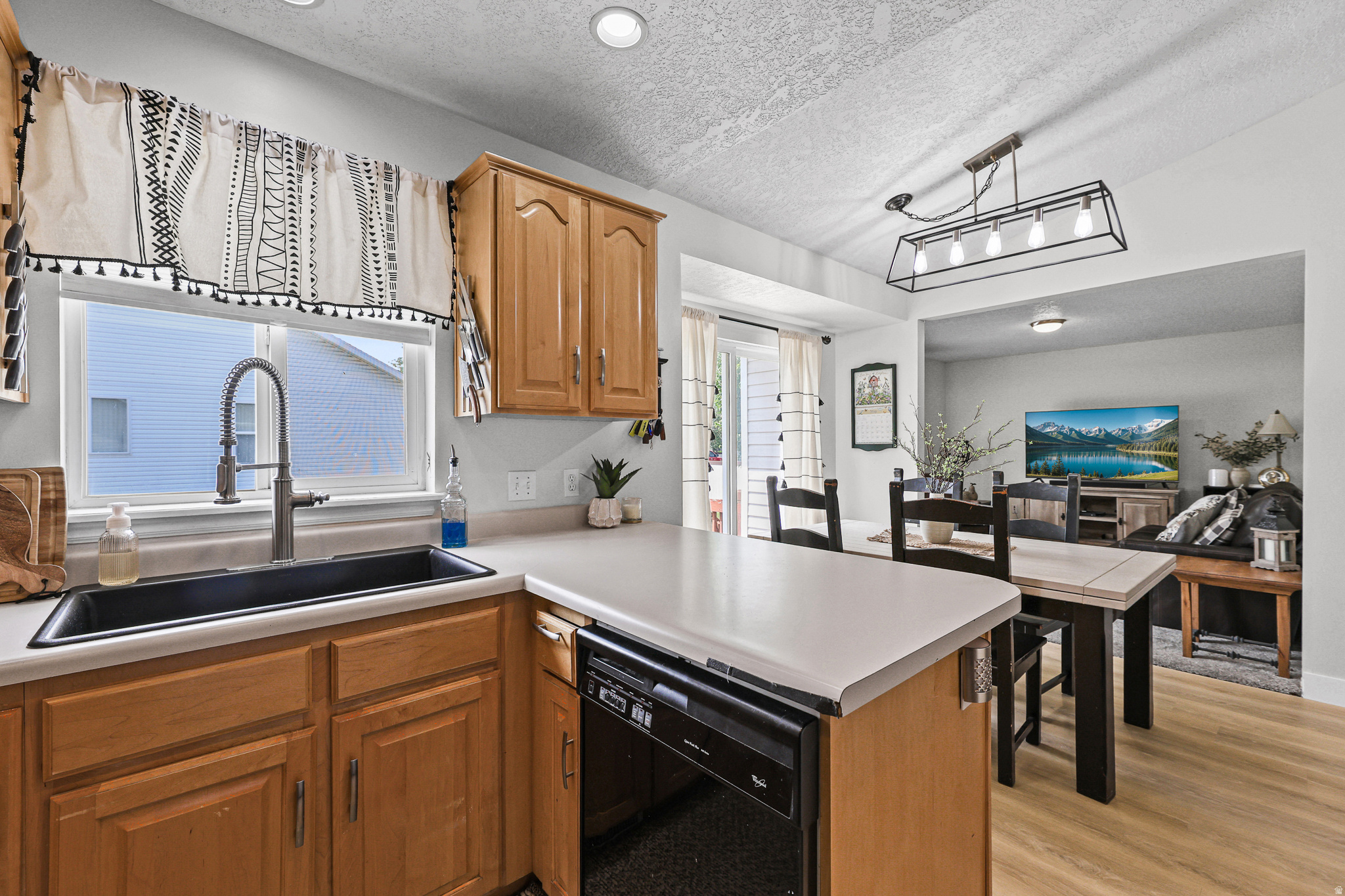 VILLAGES AT STANSBURY - Residential