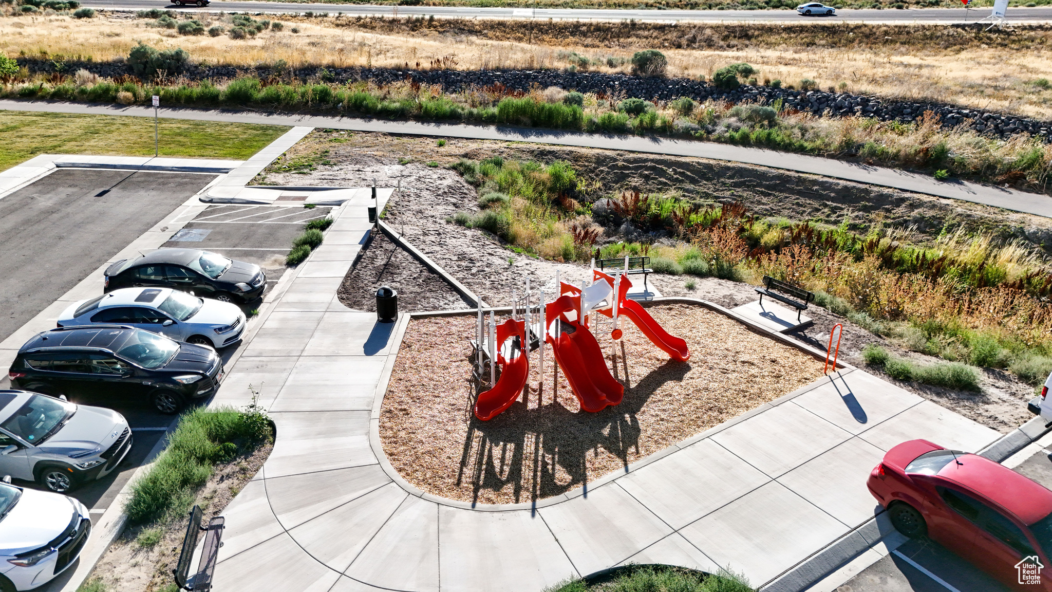 MOUNTAIN RIDGE - Residential