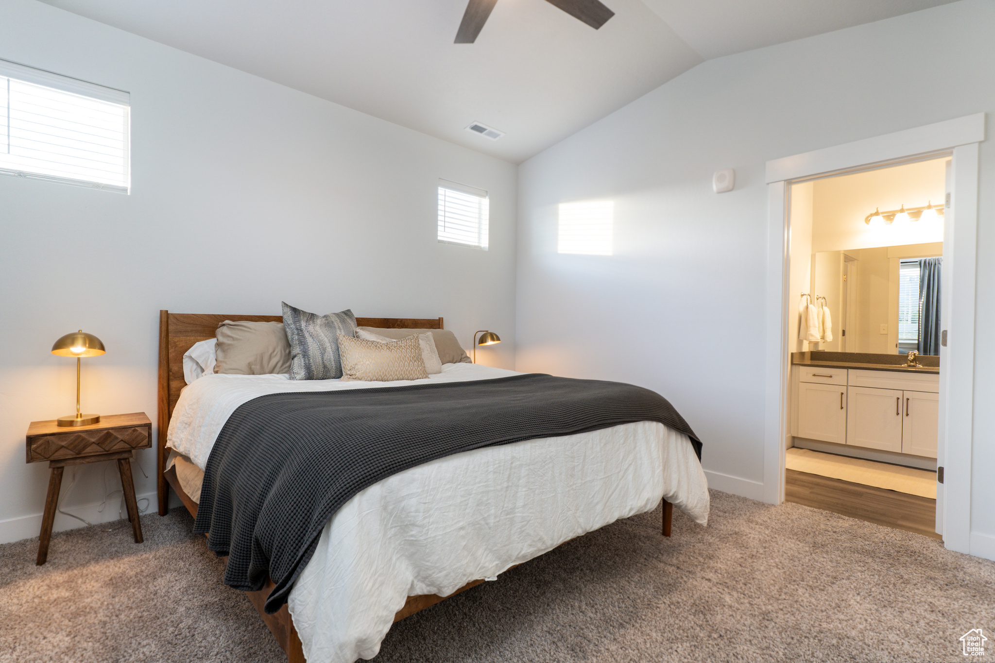 MOUNTAIN RIDGE - Residential