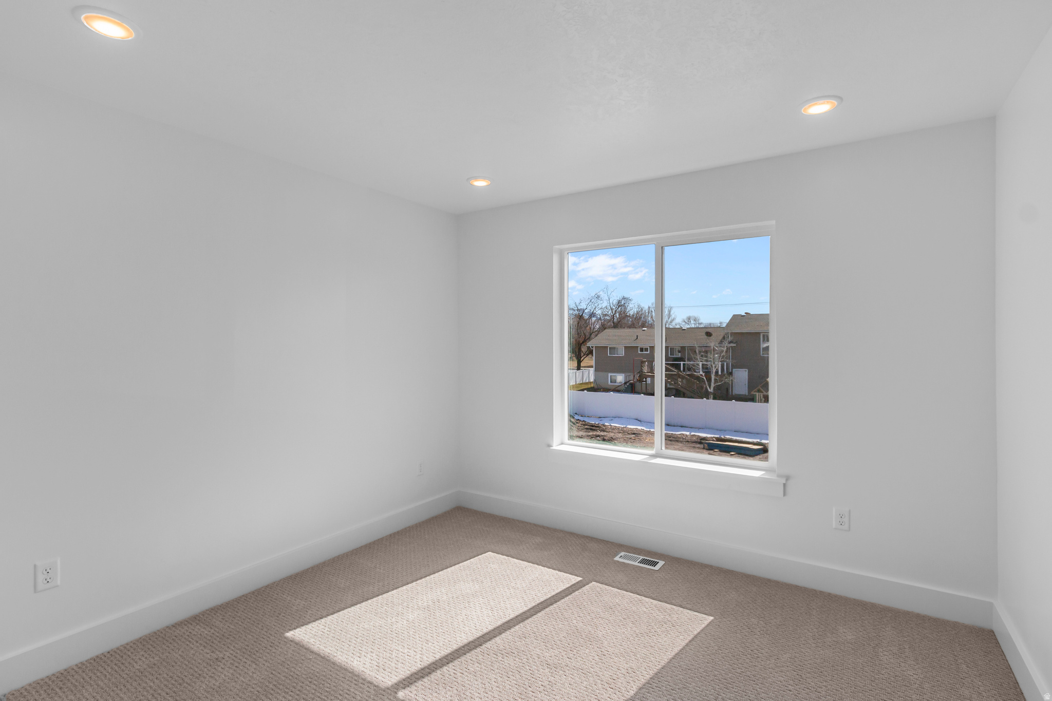 RIDGELINE PARK - Residential