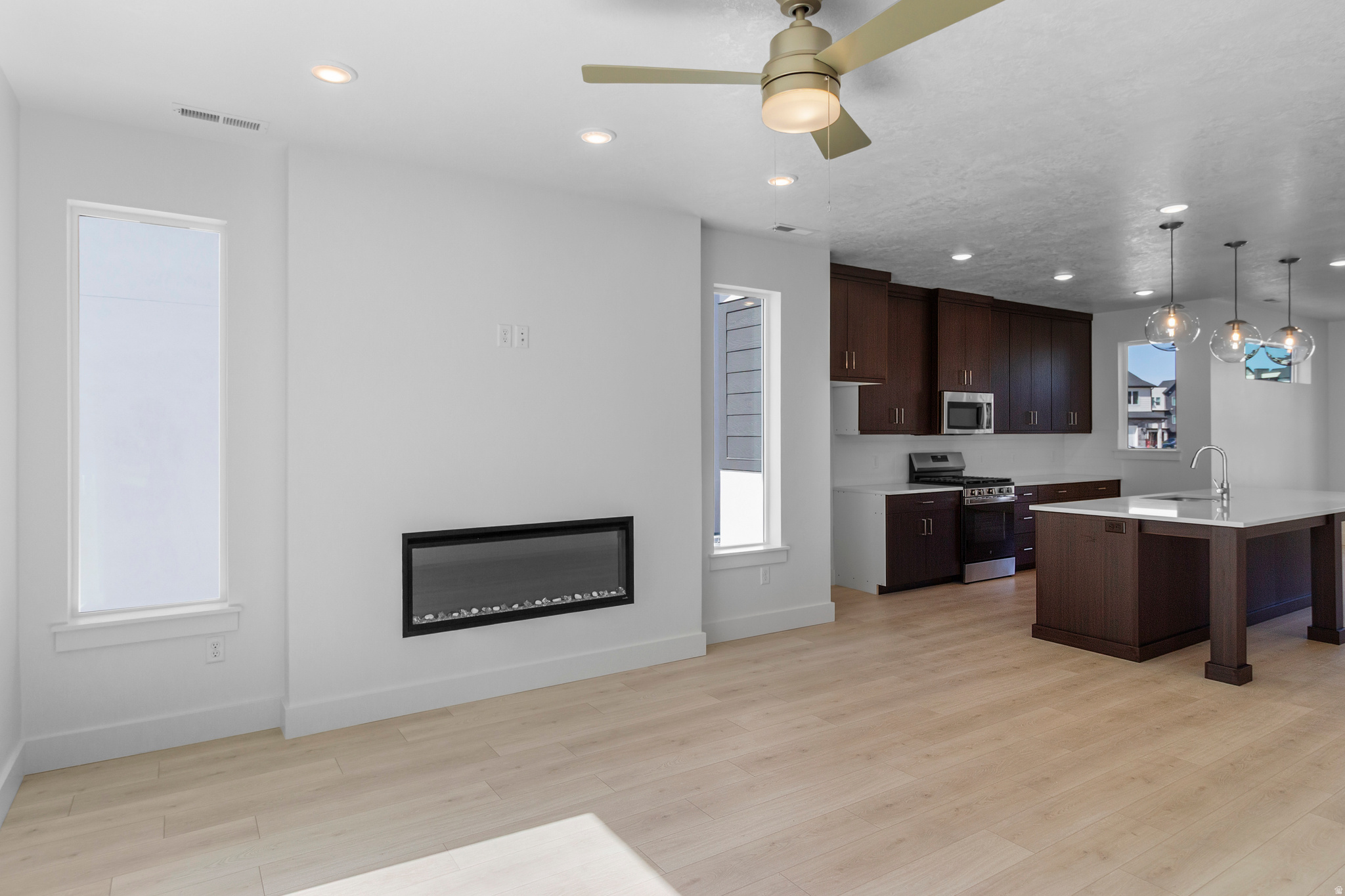 RIDGELINE PARK - Residential