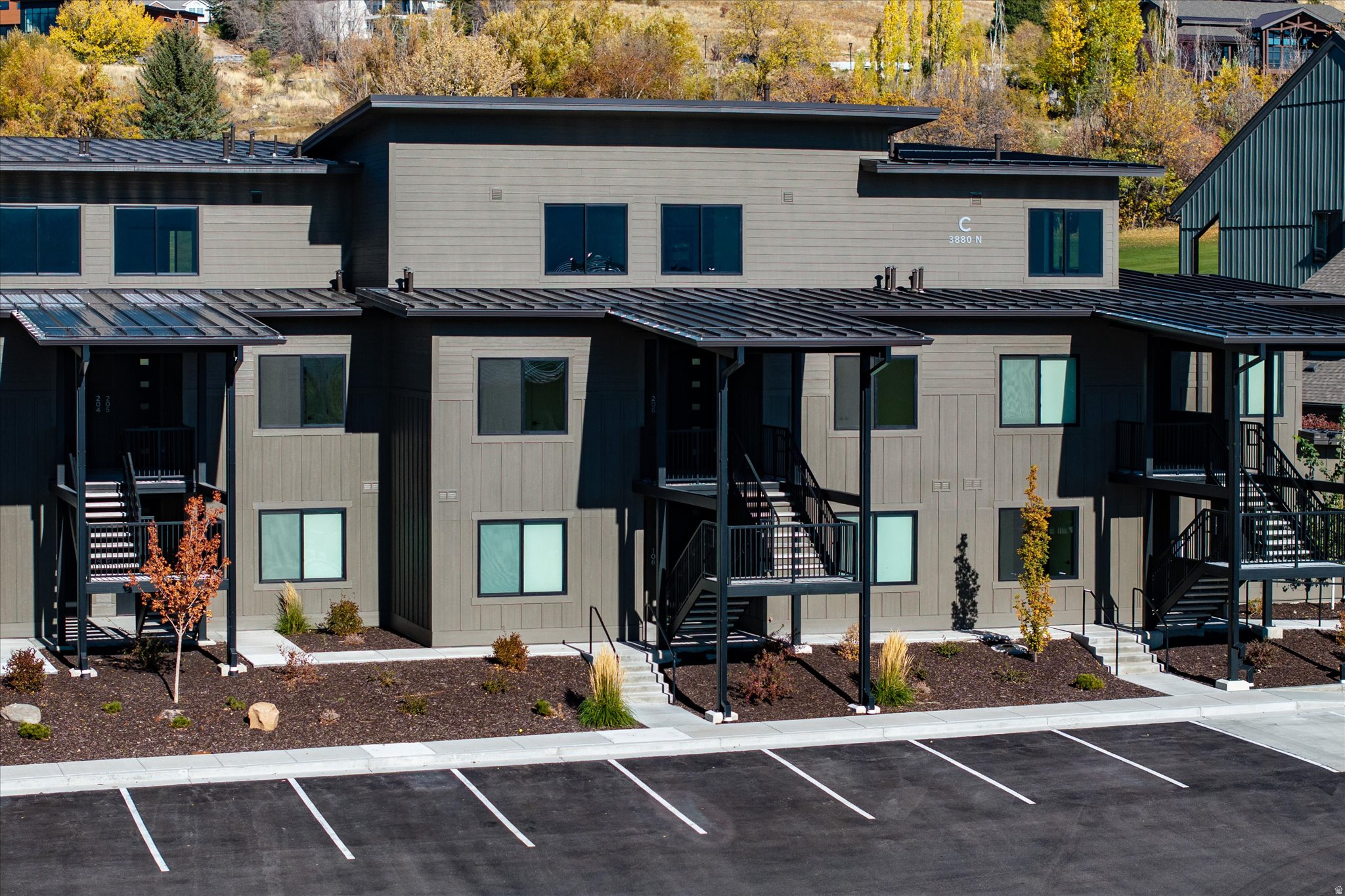 THE POINTE AT WOLF CREEK - Residential