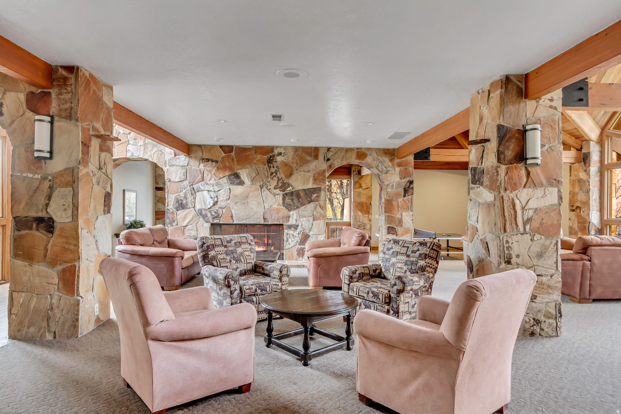 WOLF LODGE - Residential