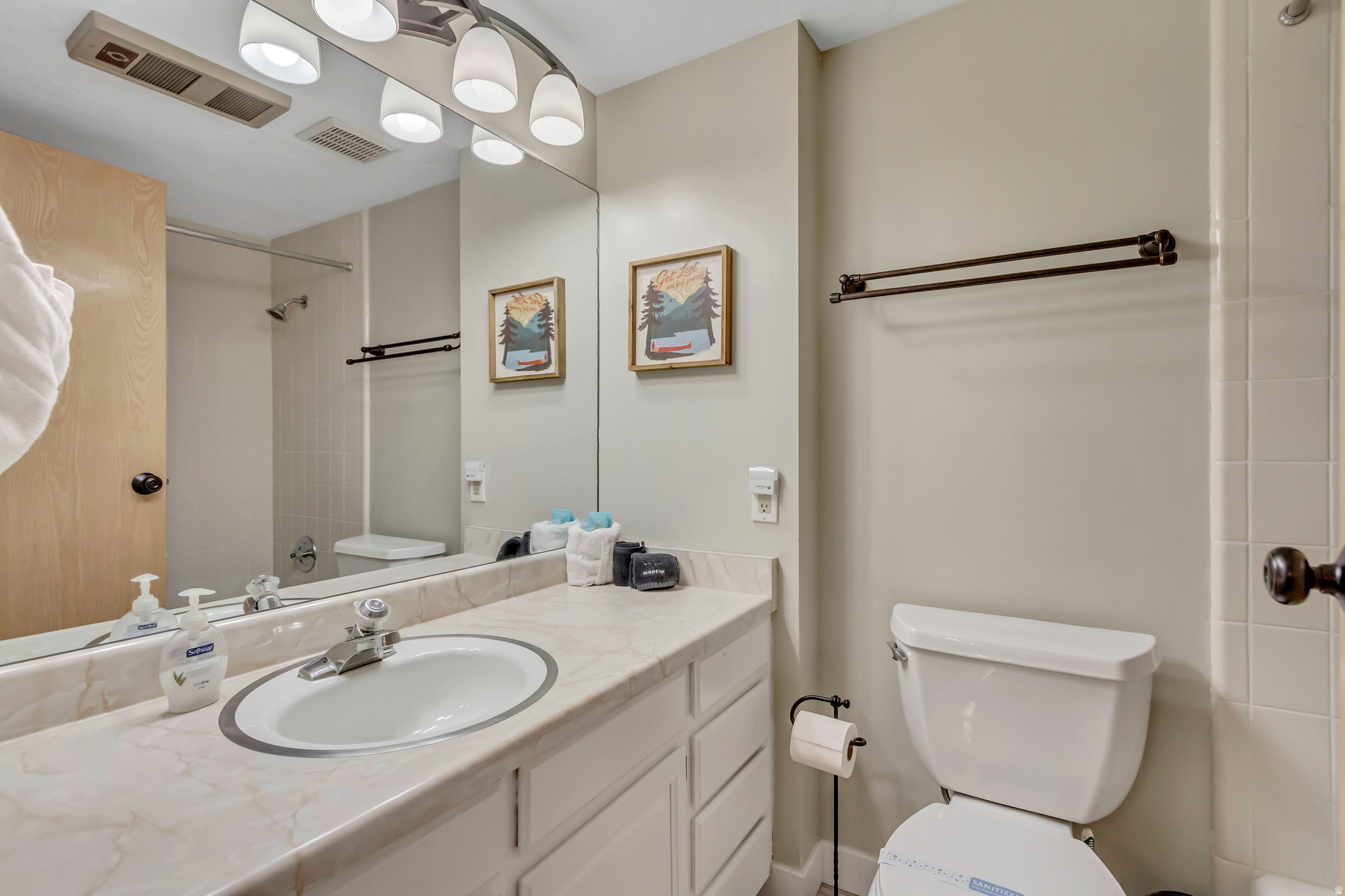 WOLF LODGE - Residential