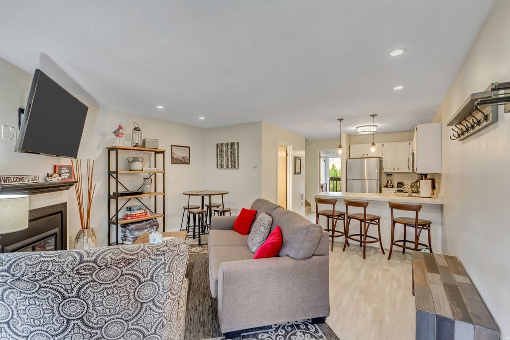 Photo of 3615 N WOLF LODGE DR. Dr #807, Eden, UT 84310 (MLS # 2122659)