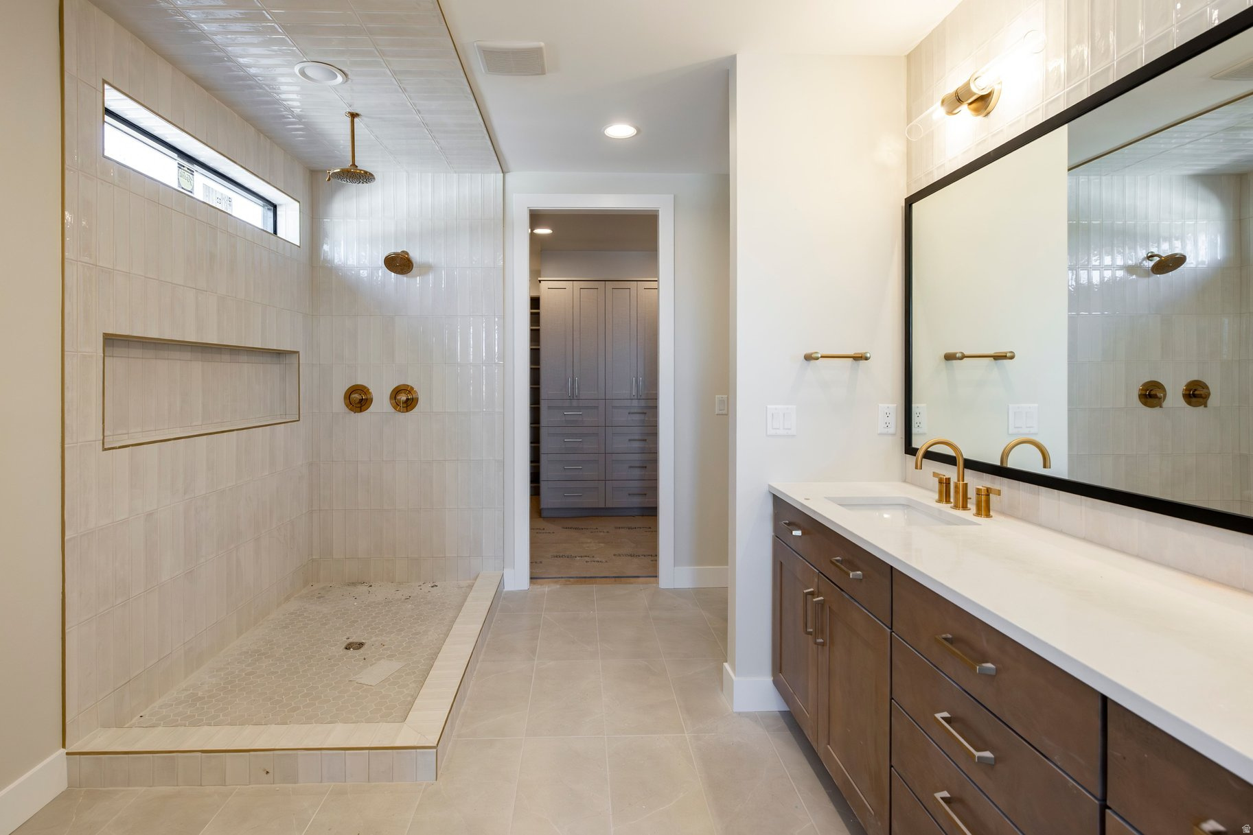 HOLLADAY PARK LANE - Residential