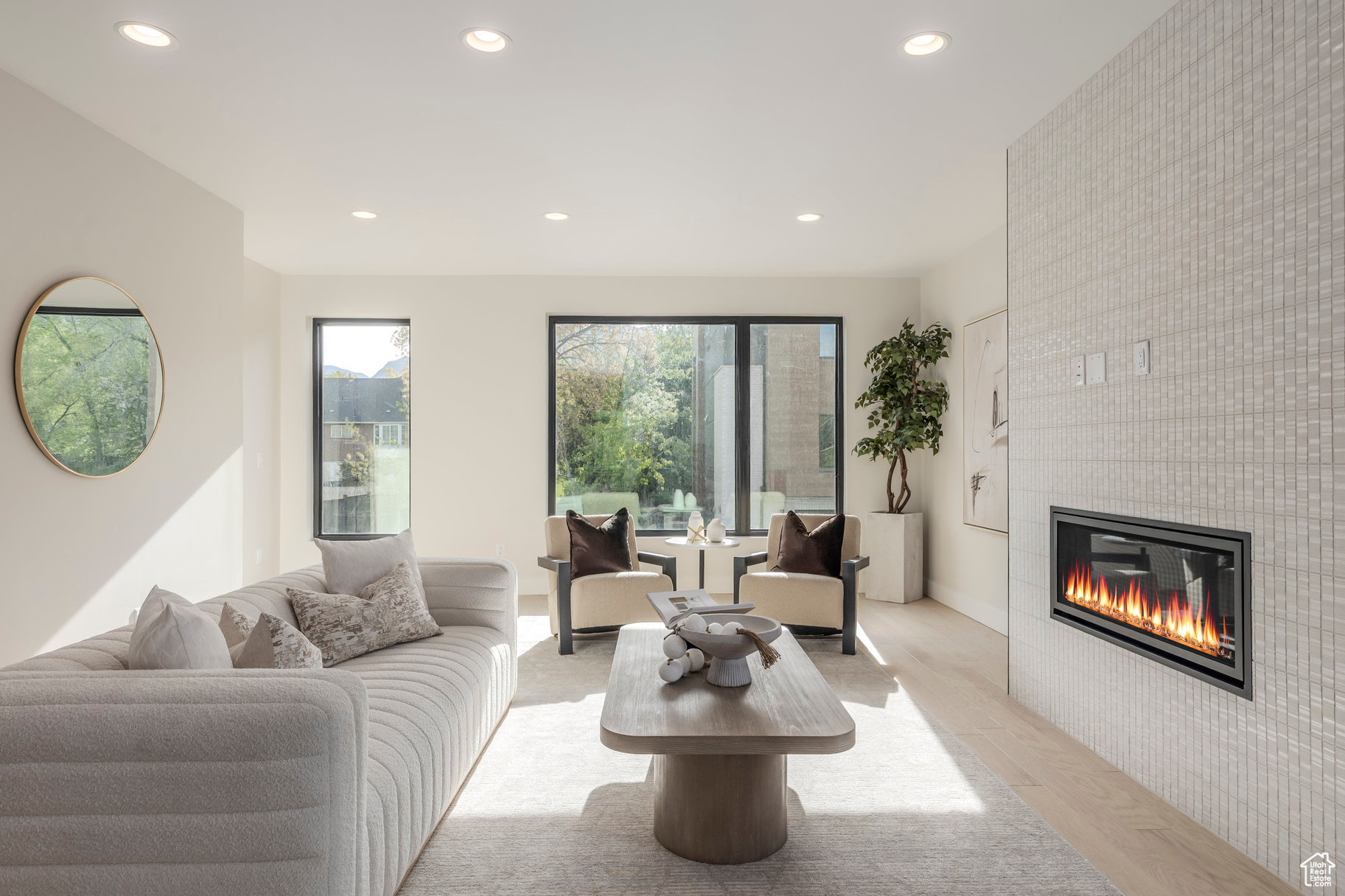 HOLLADAY PARK LANE - Residential