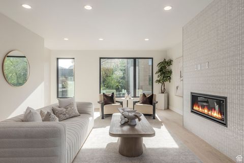 Tiny photo for 4442 S HOLLADAY PARK LN E, Holladay, UT 84124 (MLS # 2082964)