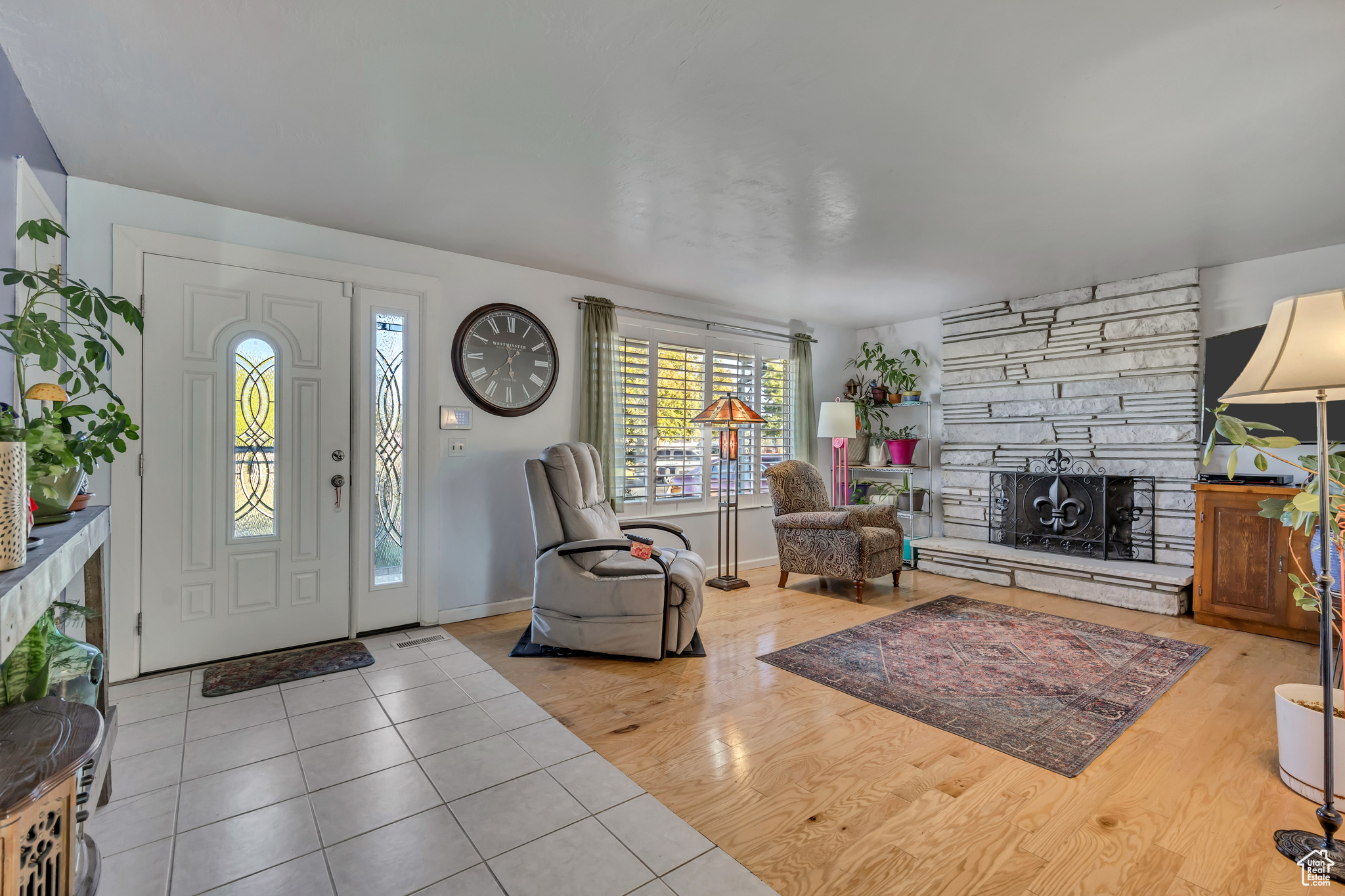 COLONY WEST - Residential