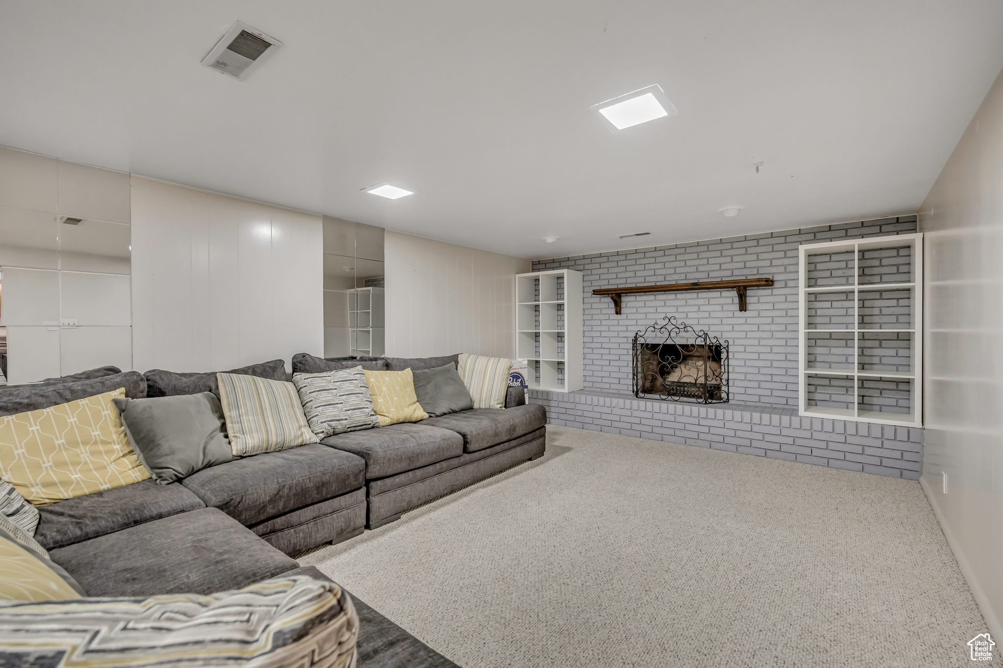COLONY WEST - Residential