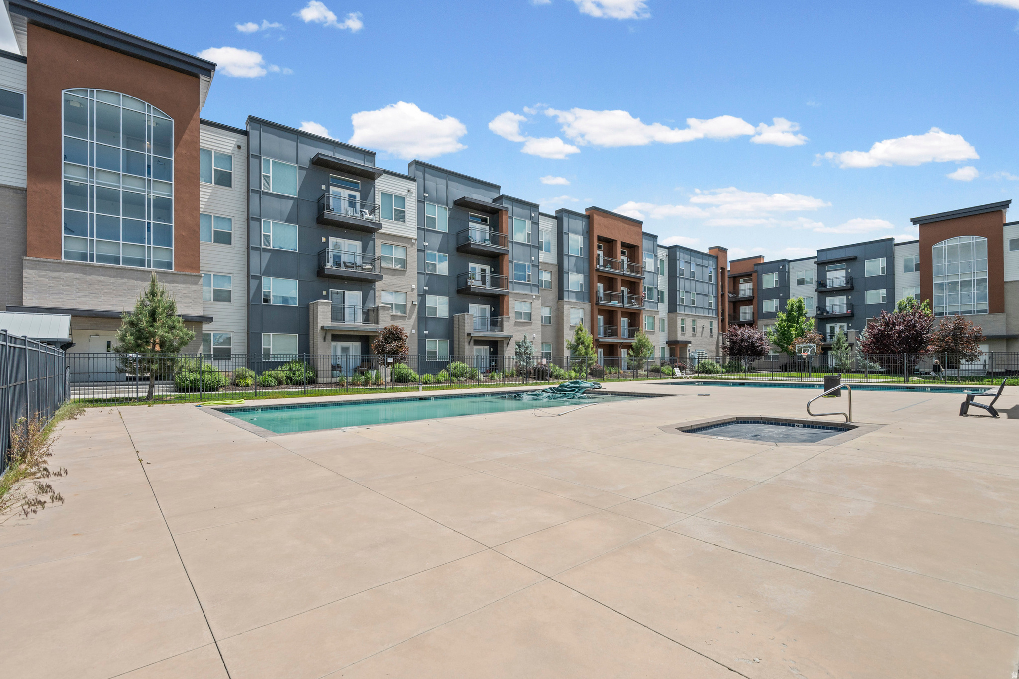 EAST TOWN VILLAGE - Residential