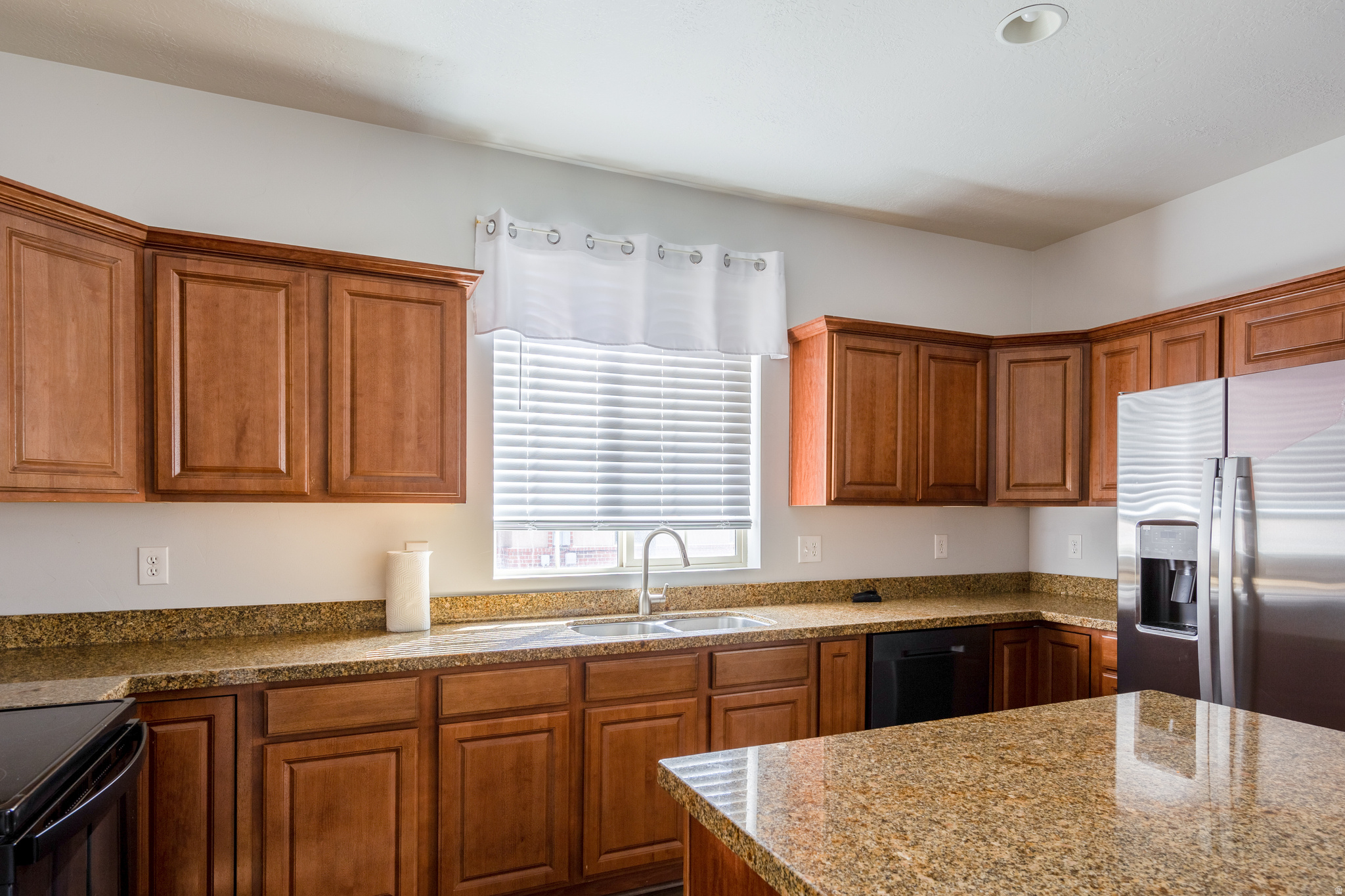 TOWNHOMES AT HIGHBURY COMMONS - Residential Lease