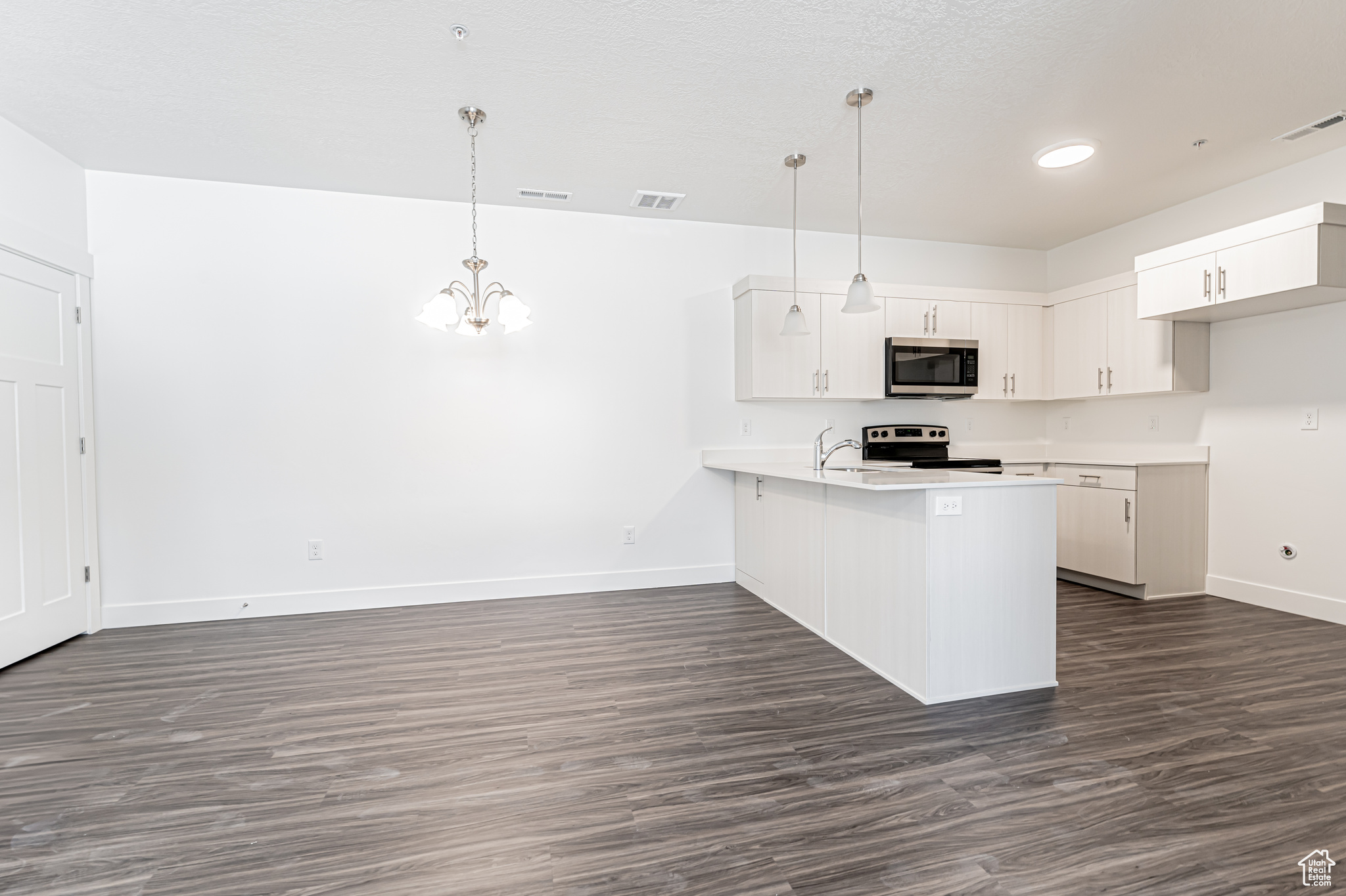 898 N Hemsworth Way #Q204, Saratoga Springs, Utah image 2