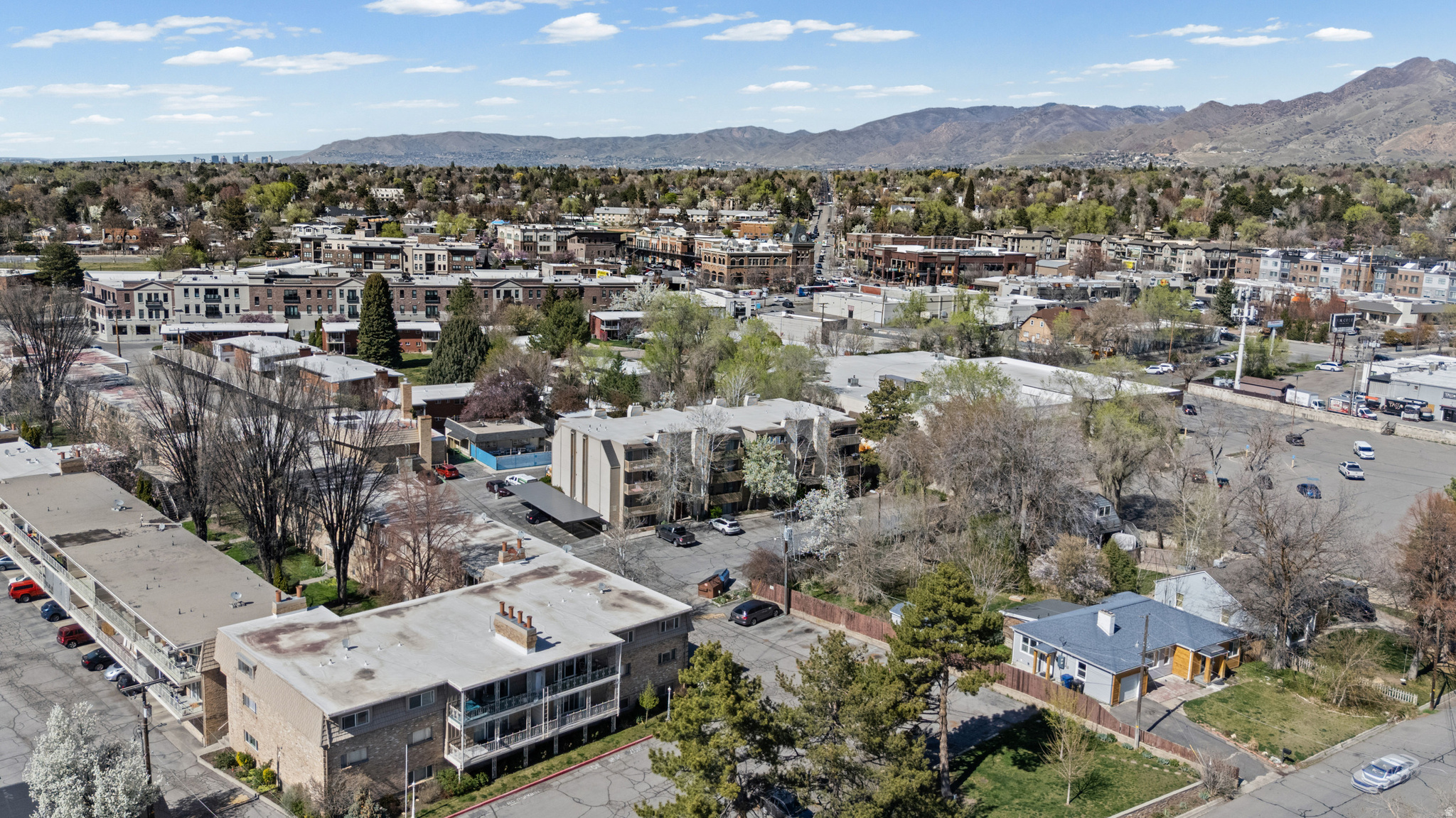 AIX LA CHAPELLE - Residential