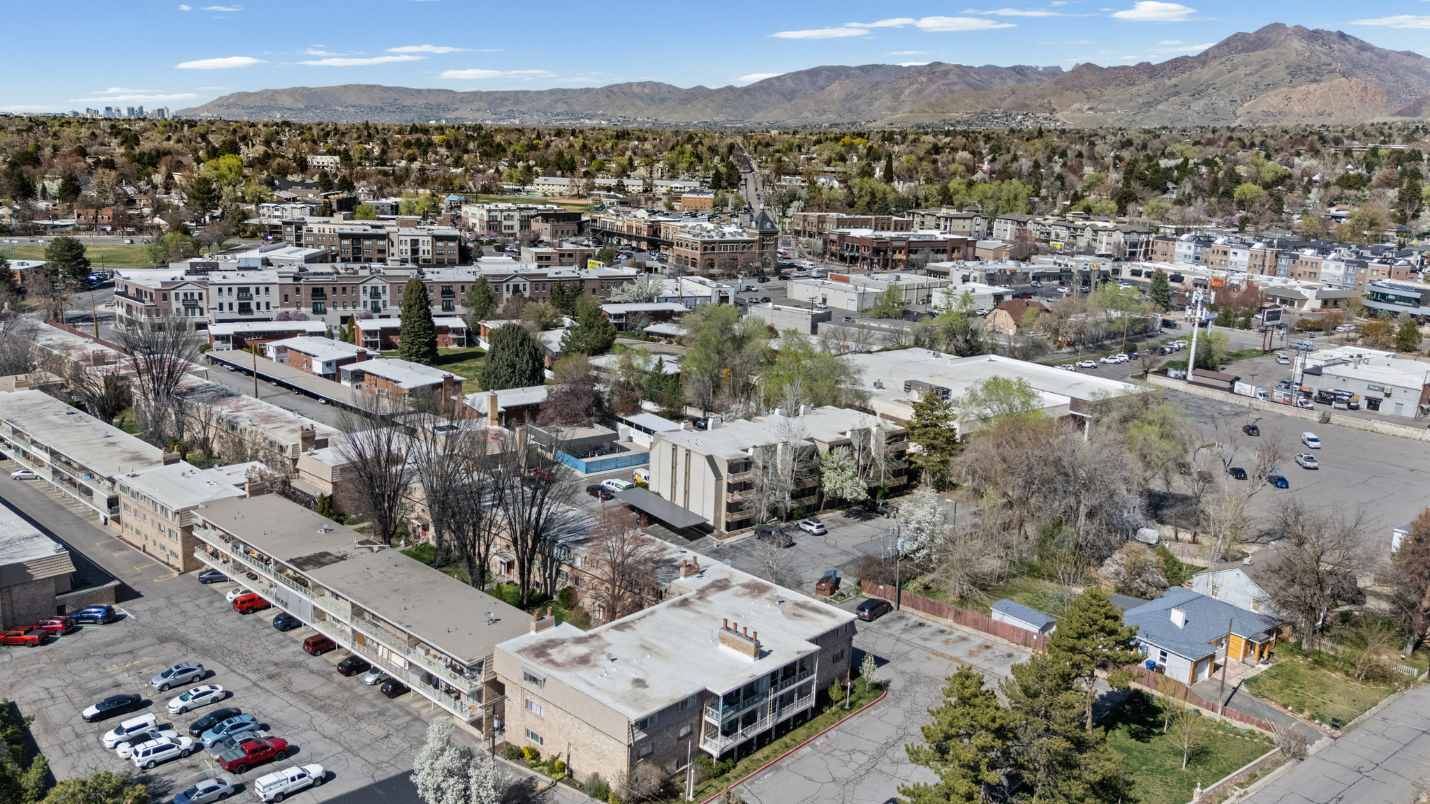 AIX LA CHAPELLE - Residential