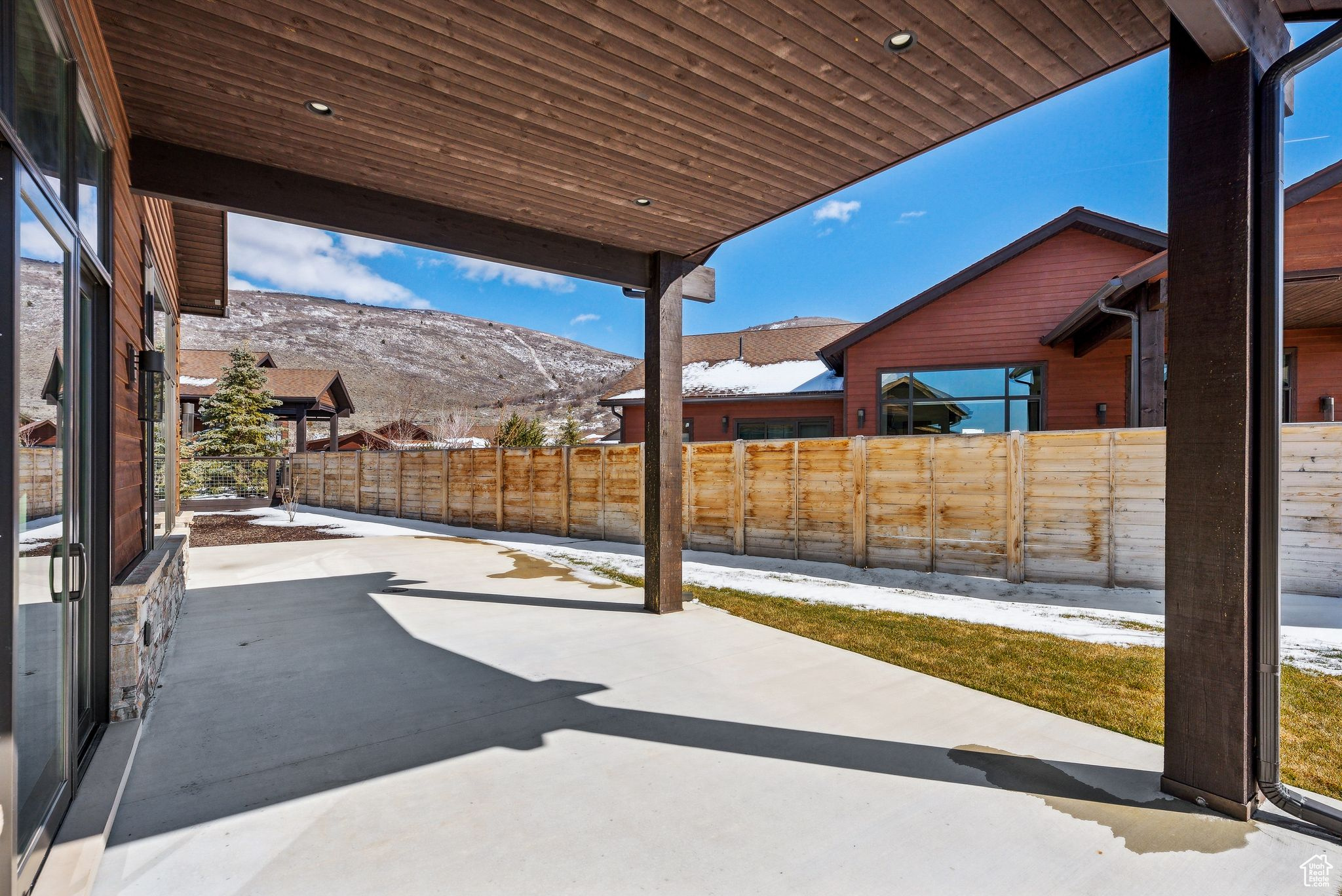 Kamas, Utah 84036, United States, 1 Bedroom Bedrooms, ,4 BathroomsBathrooms,Residential,Active,94617