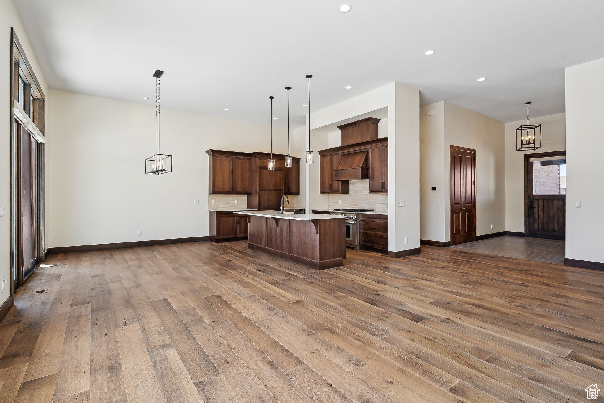 Kamas, Utah 84036, United States, 1 Bedroom Bedrooms, ,4 BathroomsBathrooms,Residential,Active,94617