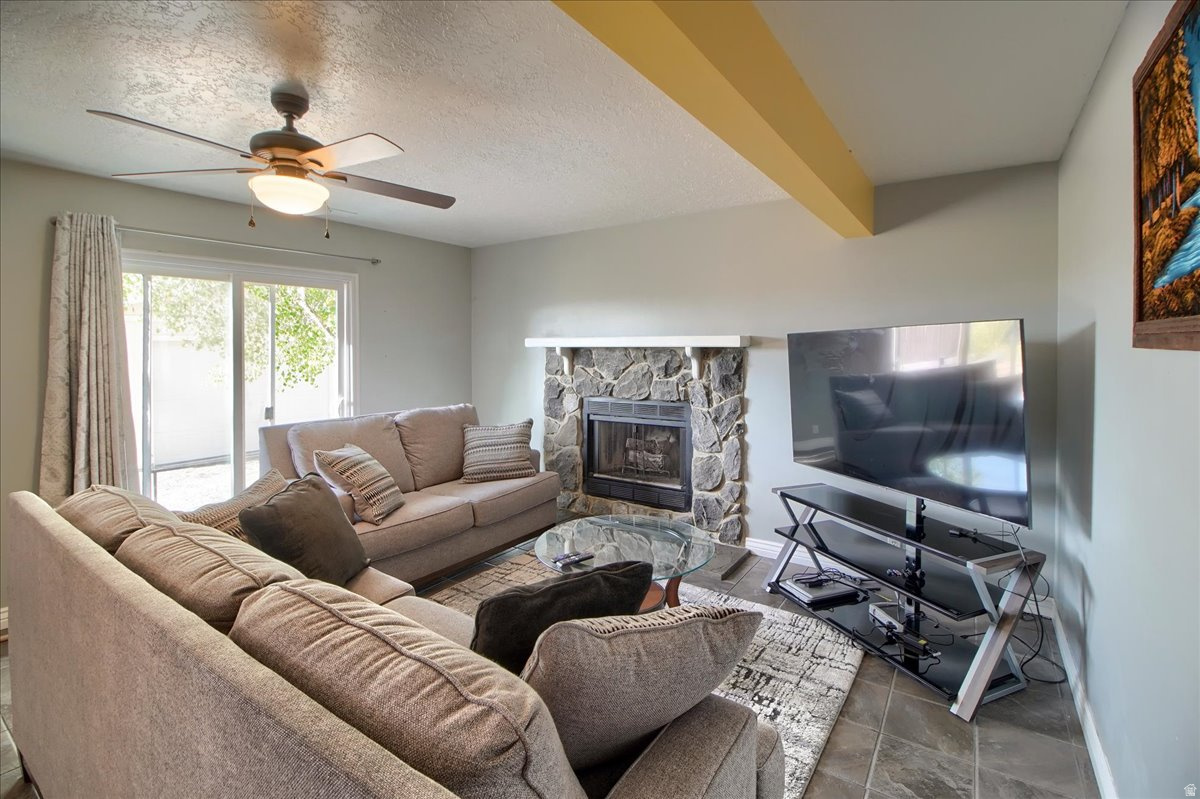 WALNUT RIDGE - Residential