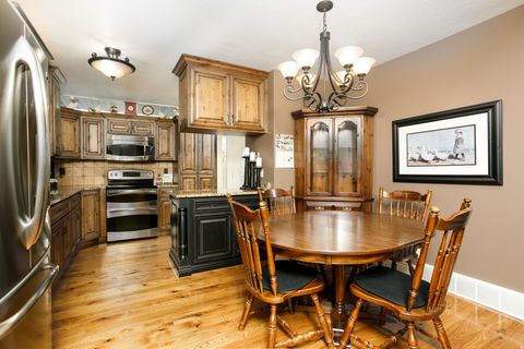 Tiny photo for 800 E 650 N, Layton, UT 84041 (MLS # 2133628)